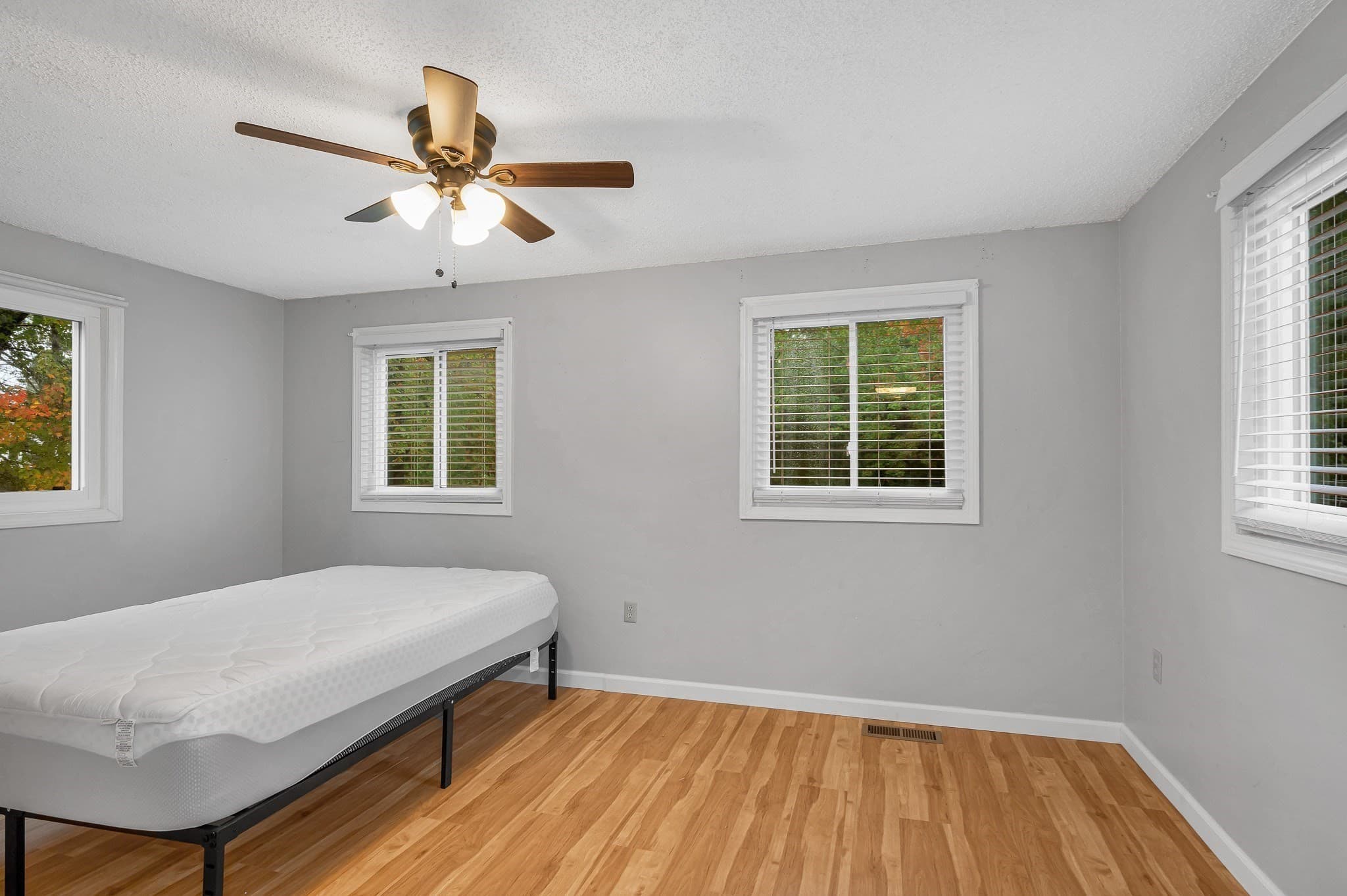 Single Family Residence at 100 Village Dr, Dracut MA 01826, Dracut, photo 13 of 42