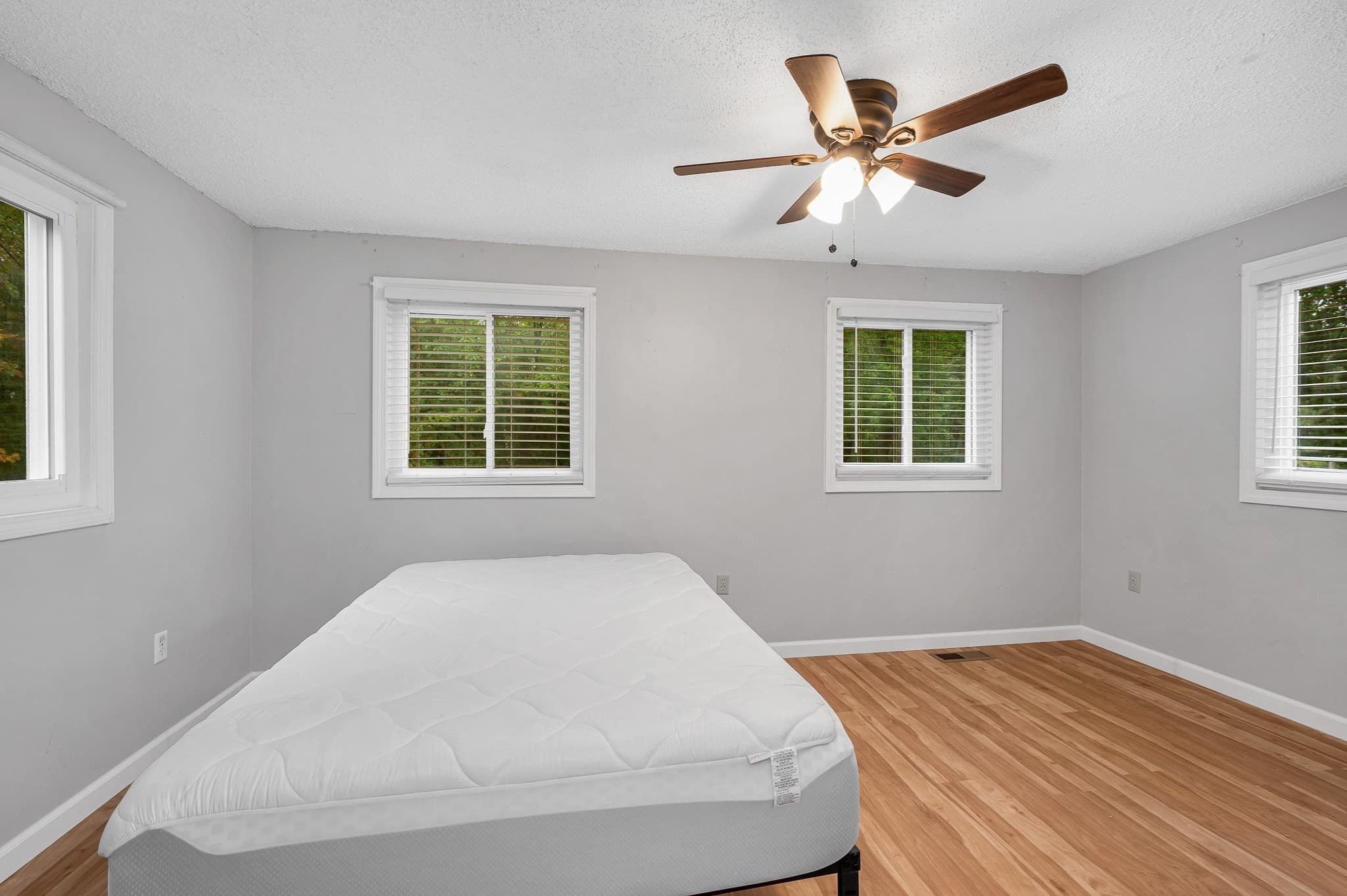 Single Family Residence at 100 Village Dr, Dracut MA 01826, Dracut, photo 14 of 42