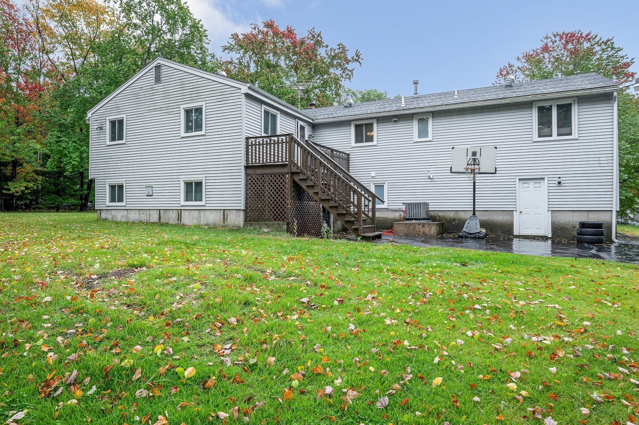 Single Family Residence at 100 Village Dr, Dracut MA 01826, Dracut, photo 40 of 42