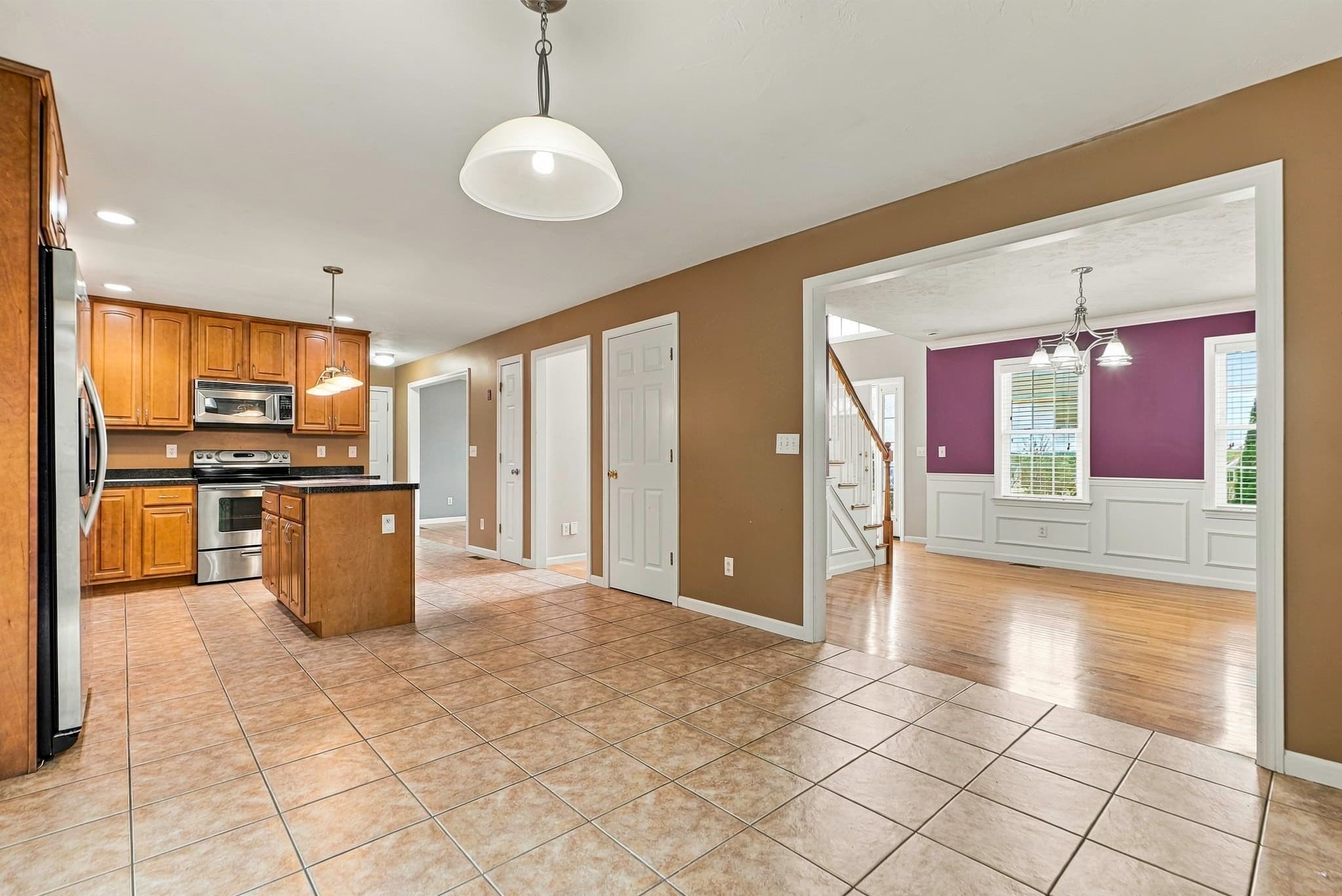 Single Family Residence at 10 Jonathan Cir, Rutland MA 01543, Rutland, photo 26 of 42