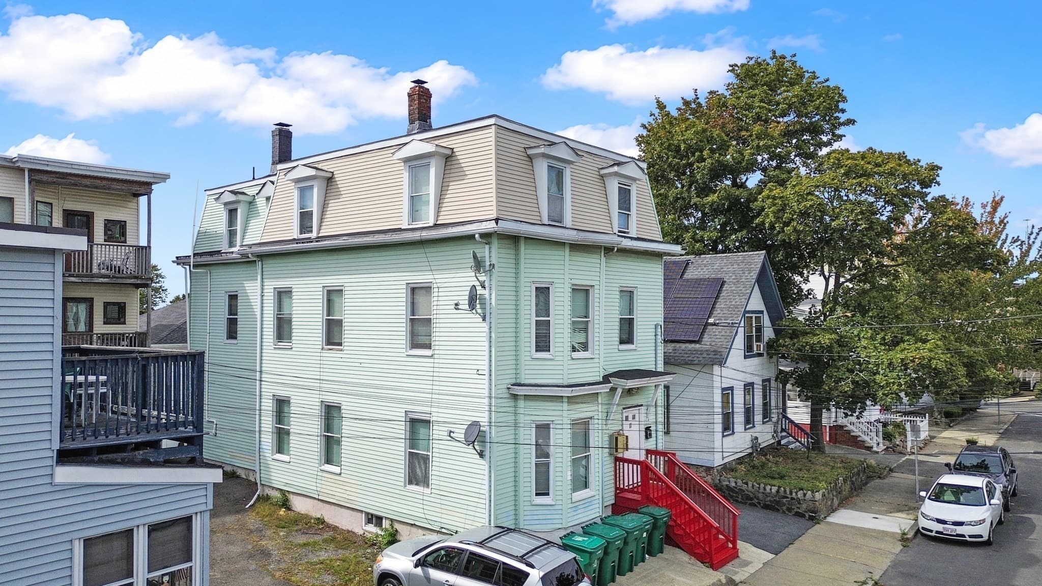 3 Family at 11 Sachem St, Lynn MA 01902, Lynn, photo 2 of 18