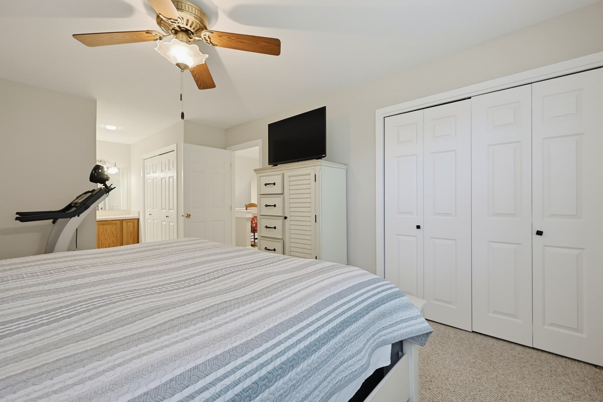 Condominium at 1 Victoria Drive # 2, Auburn MA 01501, Auburn, photo 26 of 41