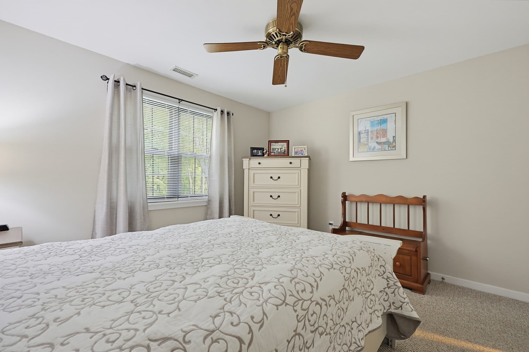 Condominium at 1 Victoria Drive # 2, Auburn MA 01501, Auburn, photo 30 of 41
