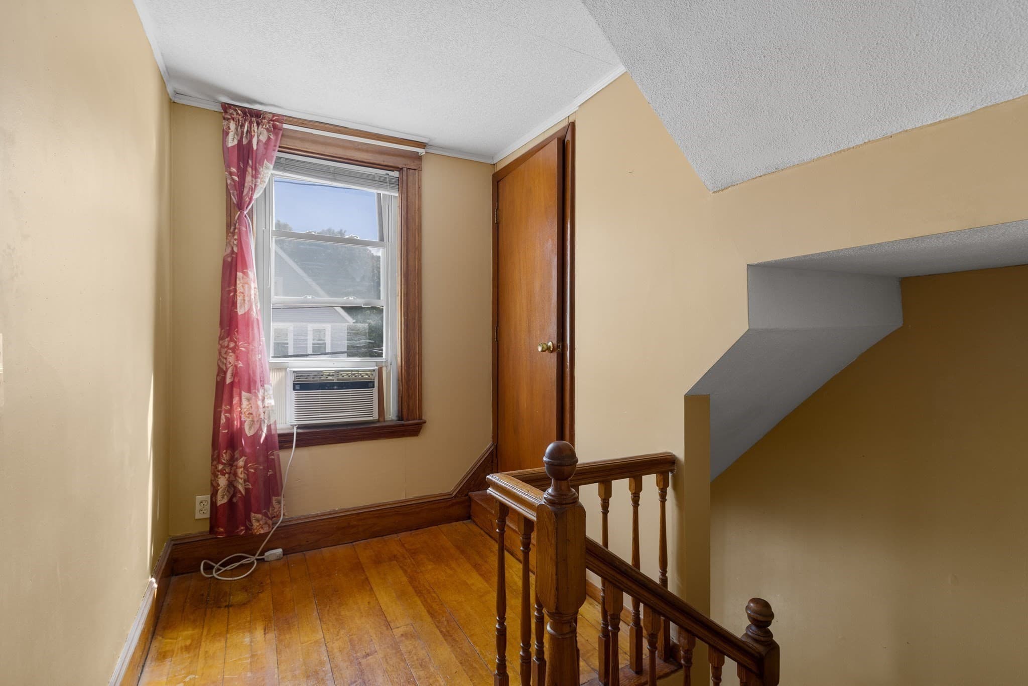 Single Family Residence at 14 Poole St, Medford MA 02155, Medford, photo 17 of 28