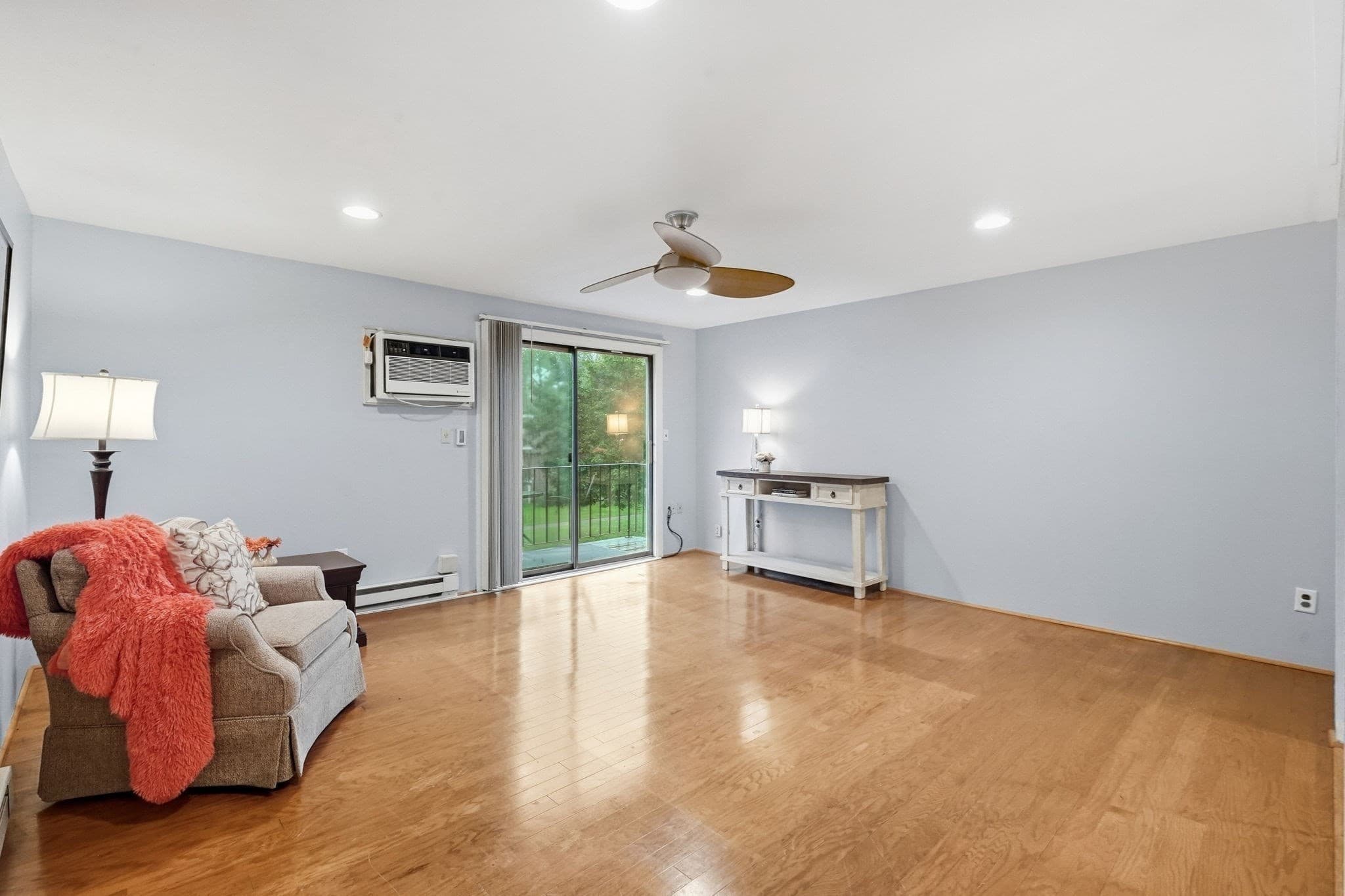 Condominium at 80 Damon Rd # 6308, Northampton MA 01060, Northampton, photo 5 of 42