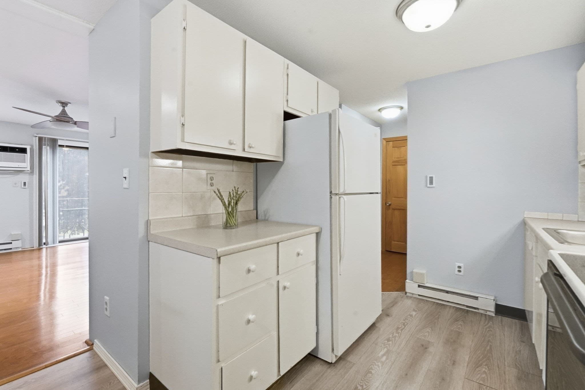 Condominium at 80 Damon Rd # 6308, Northampton MA 01060, Northampton, photo 11 of 42