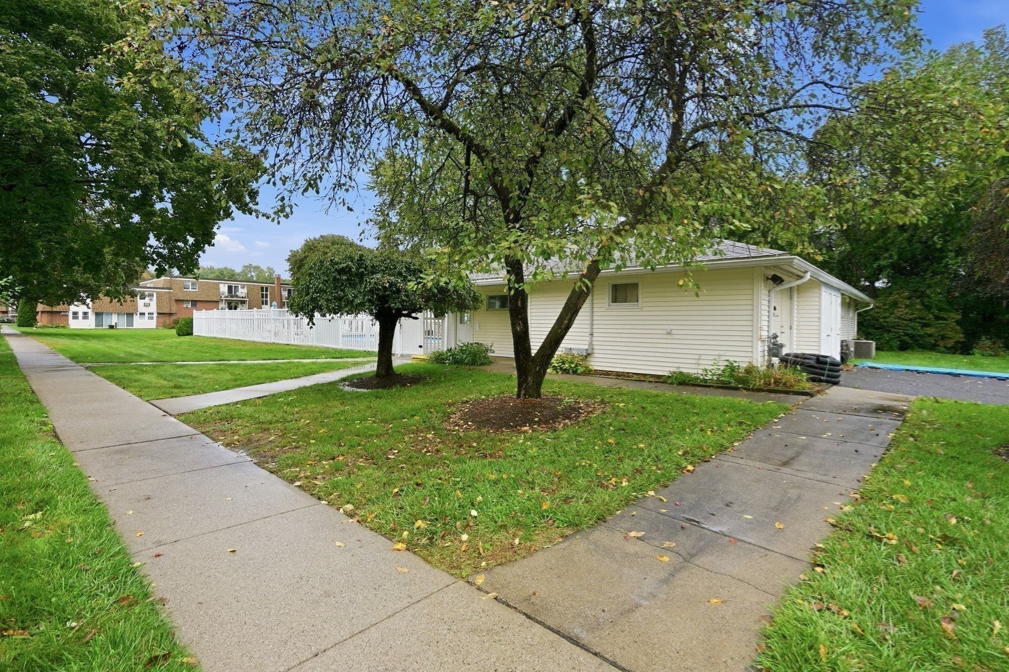 Condominium at 80 Damon Rd # 6308, Northampton MA 01060, Northampton, photo 29 of 42