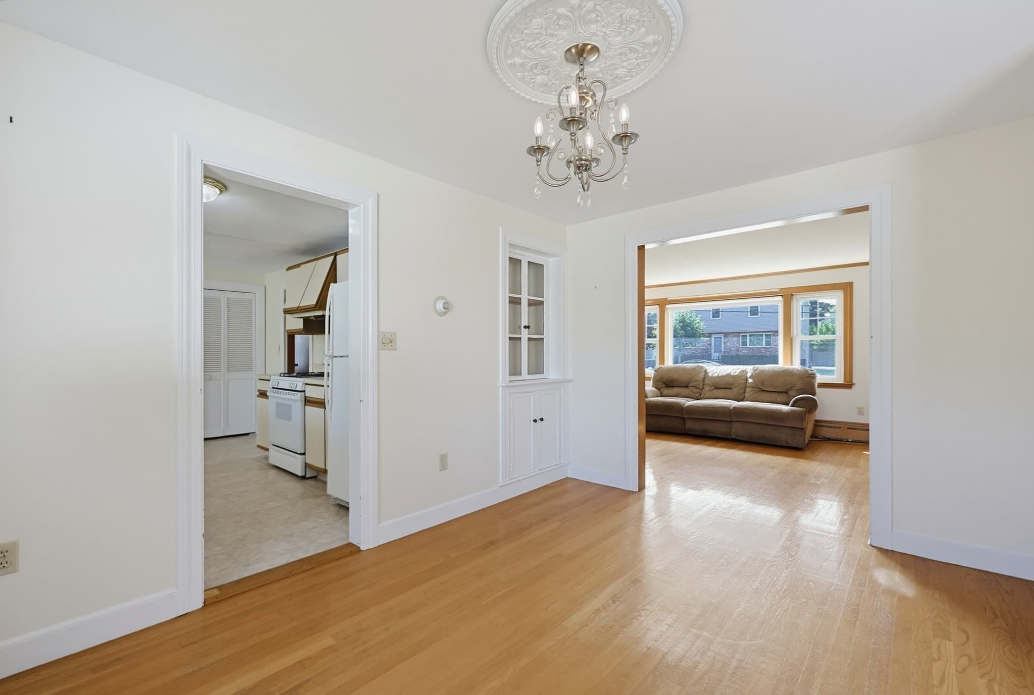 Single Family Residence at 71 Parker Ave, Newton MA 02459, Newton, photo 10 of 39