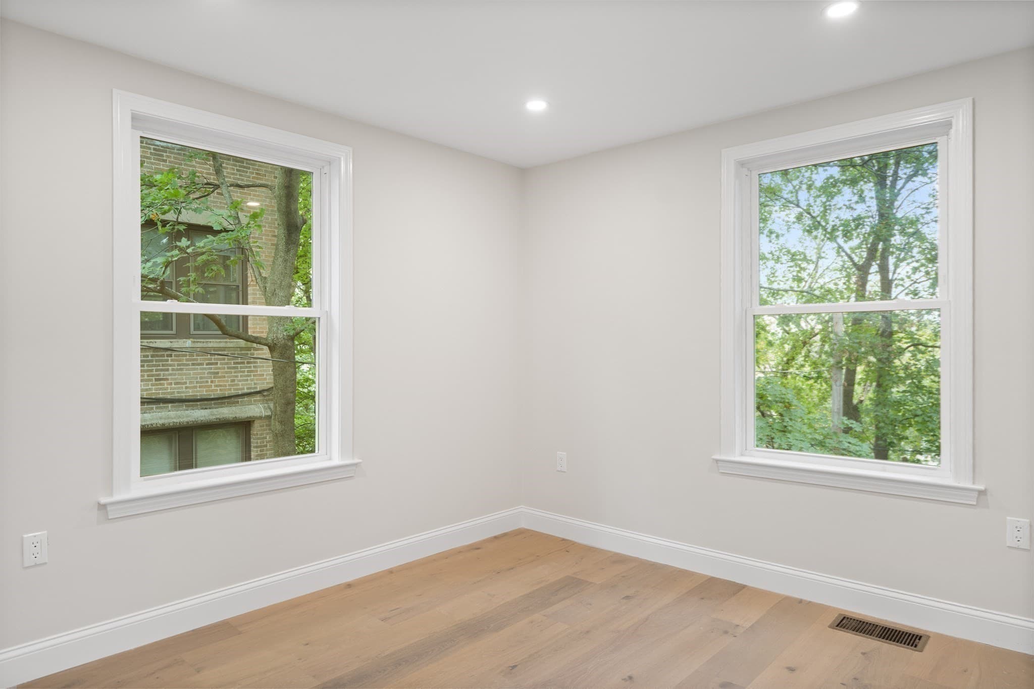 3 Family at 57 Notting Hill Road, Boston MA 02135, Boston, photo 12 of 21