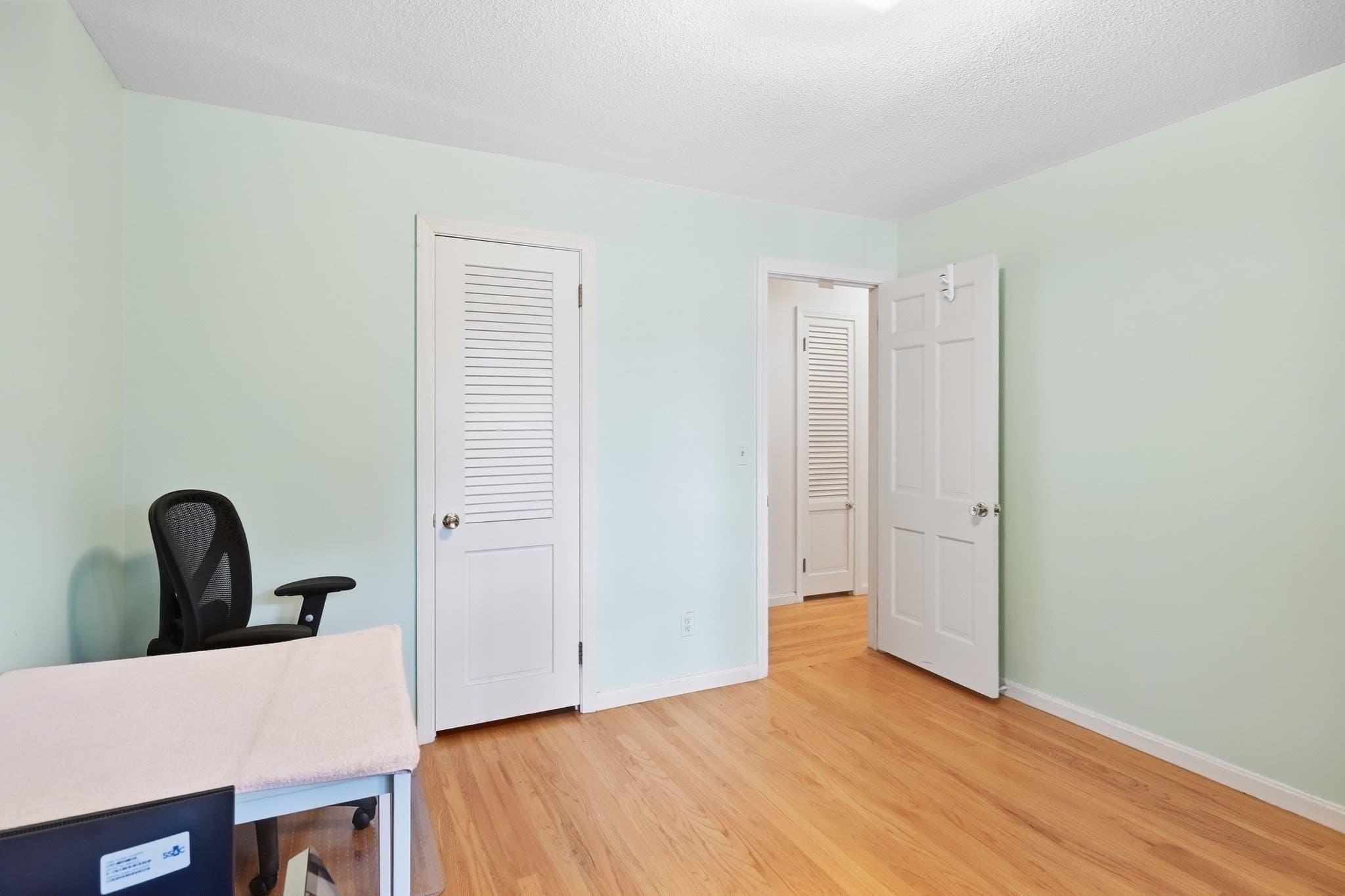 Single Family Residence at 185 Redfern Dr, Longmeadow MA 01106, Longmeadow, photo 22 of 35