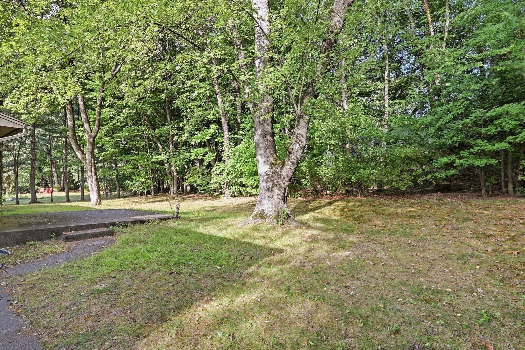 Single Family Residence at 185 Redfern Dr, Longmeadow MA 01106, Longmeadow, photo 35 of 35