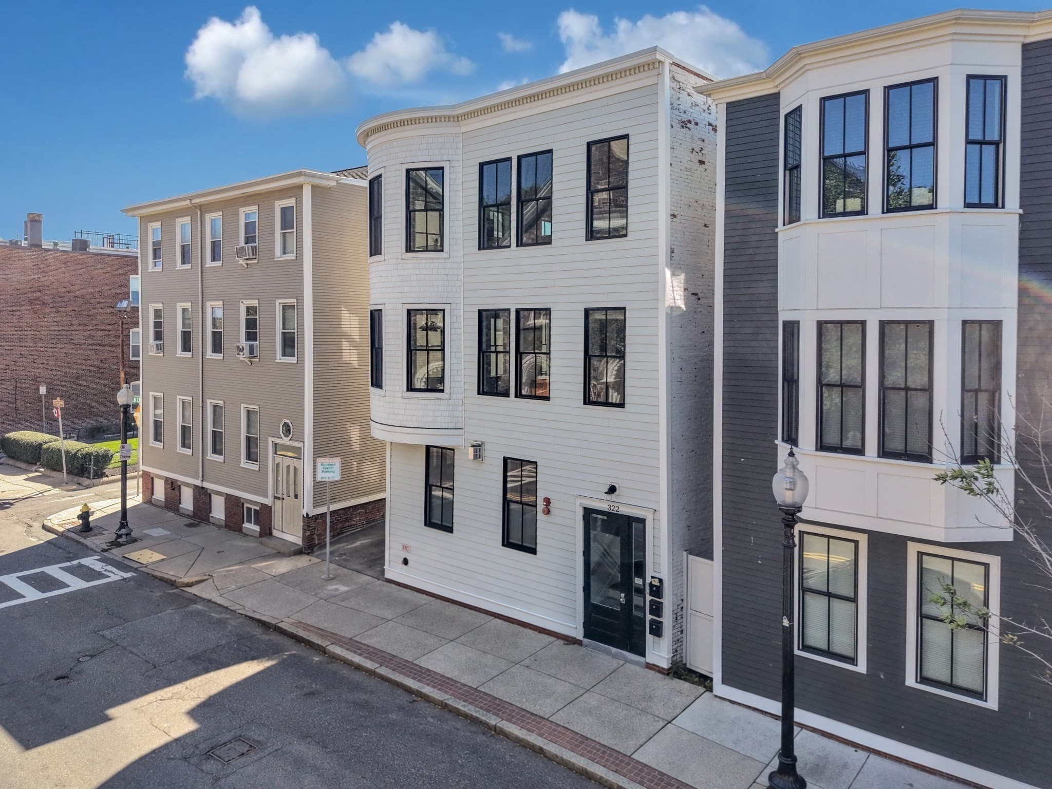 Condominium at 322 Bunker Hill St # 3, Boston MA 02129, Boston, photo 5 of 41