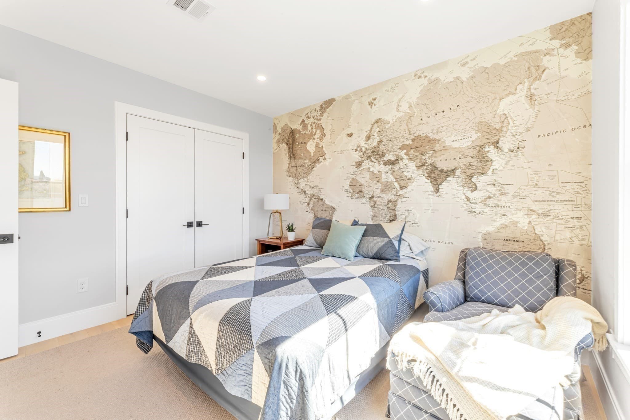 Condominium at 322 Bunker Hill St # 3, Boston MA 02129, Boston, photo 18 of 41
