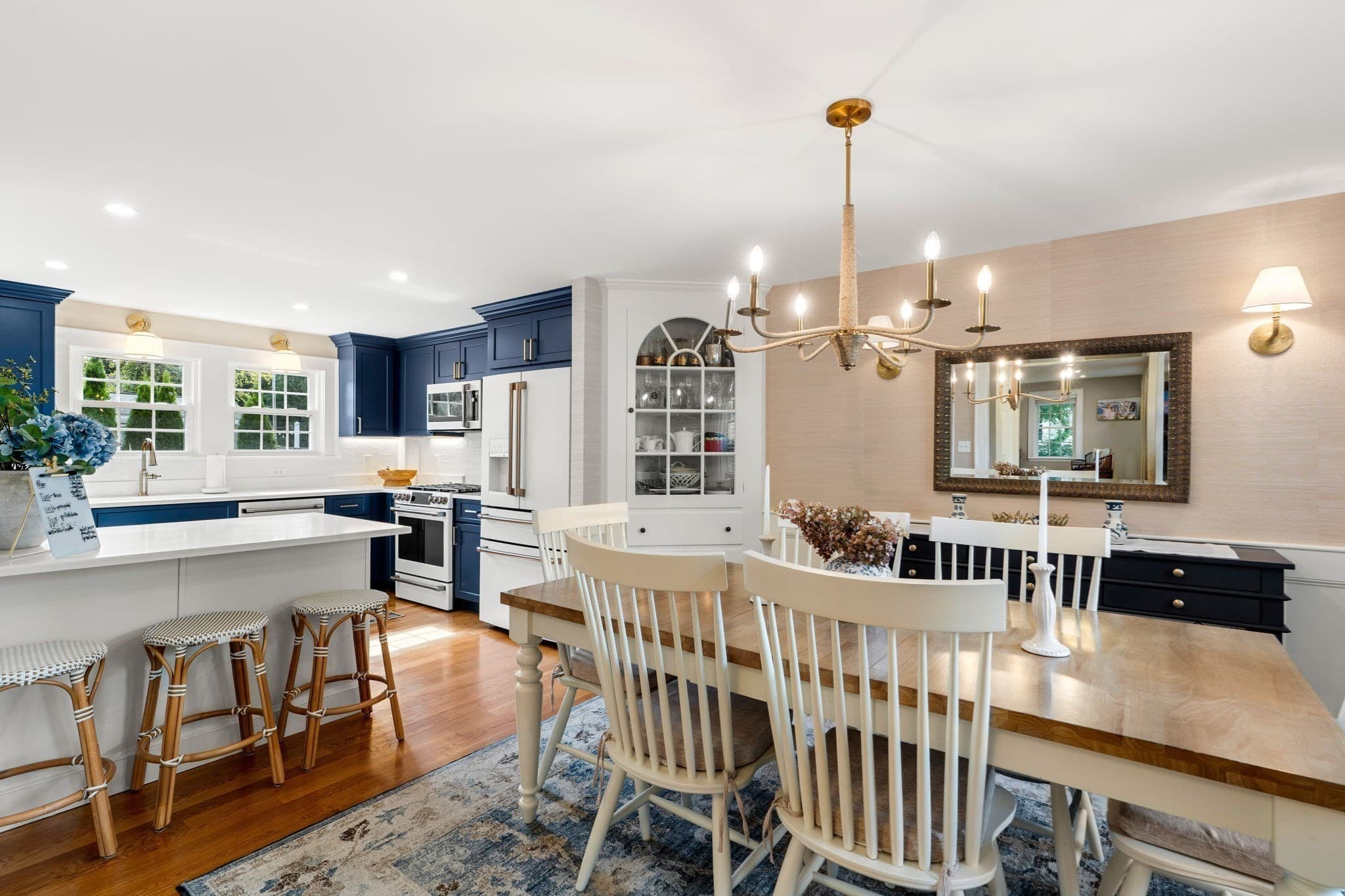 Single Family Residence at 21 Hereford Rd, Marblehead MA 01945, Marblehead, photo 9 of 37