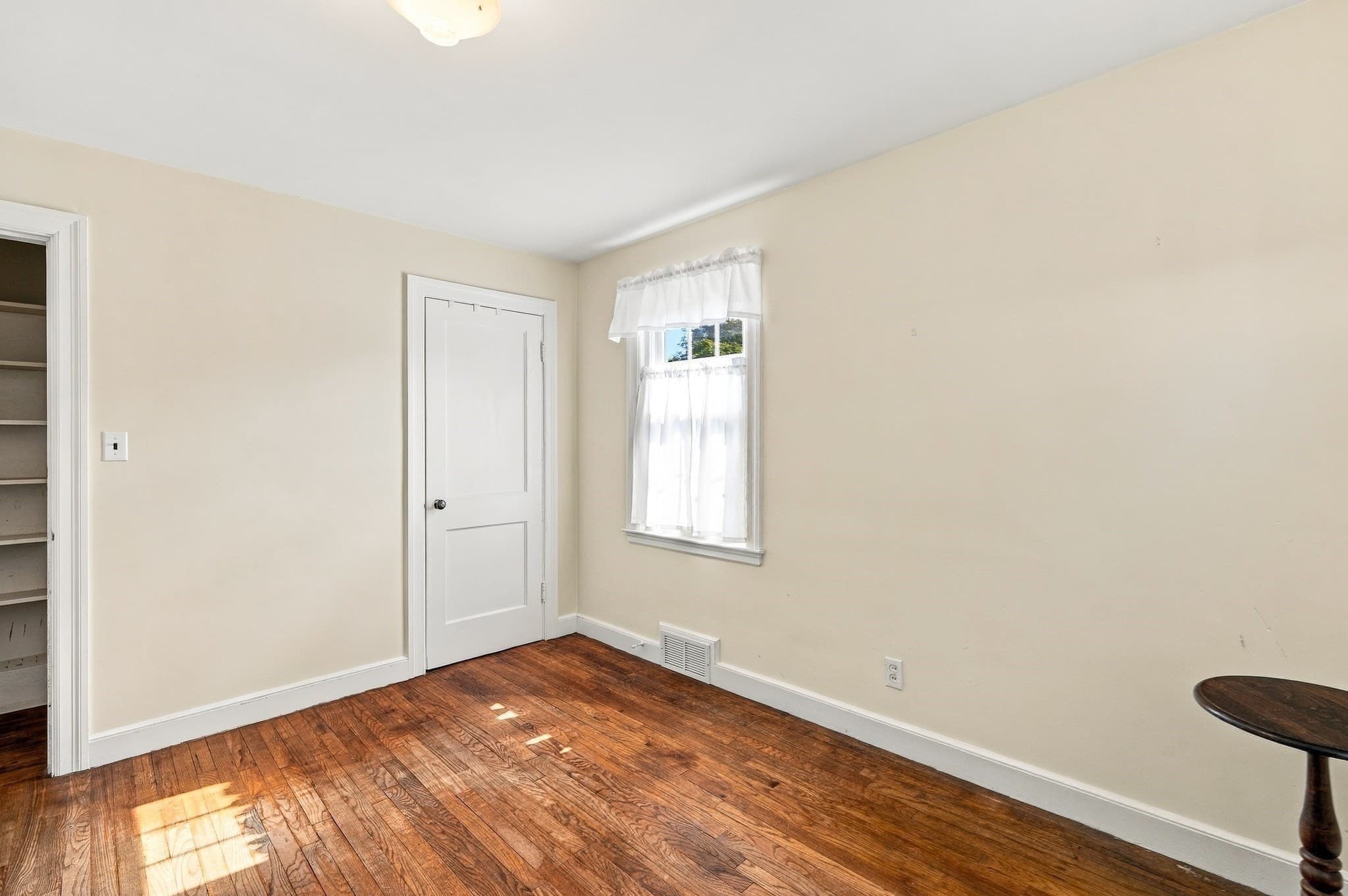 Single Family Residence at 30 Ocean Ave, Marblehead MA 01945, Marblehead, photo 14 of 30