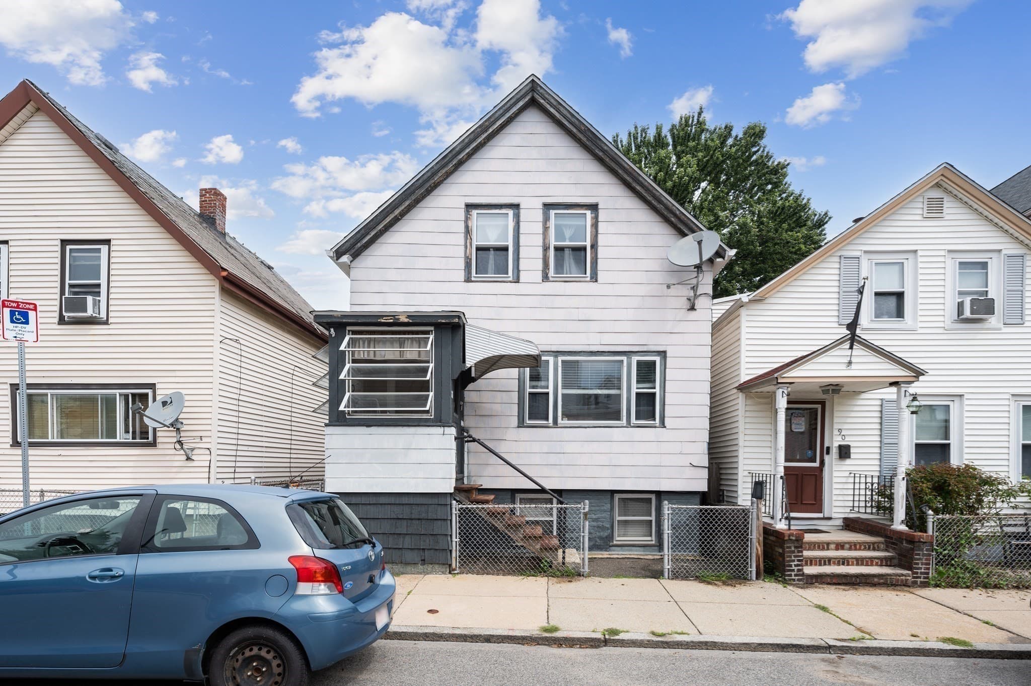 88 Wordsworth St, Boston MA 02128