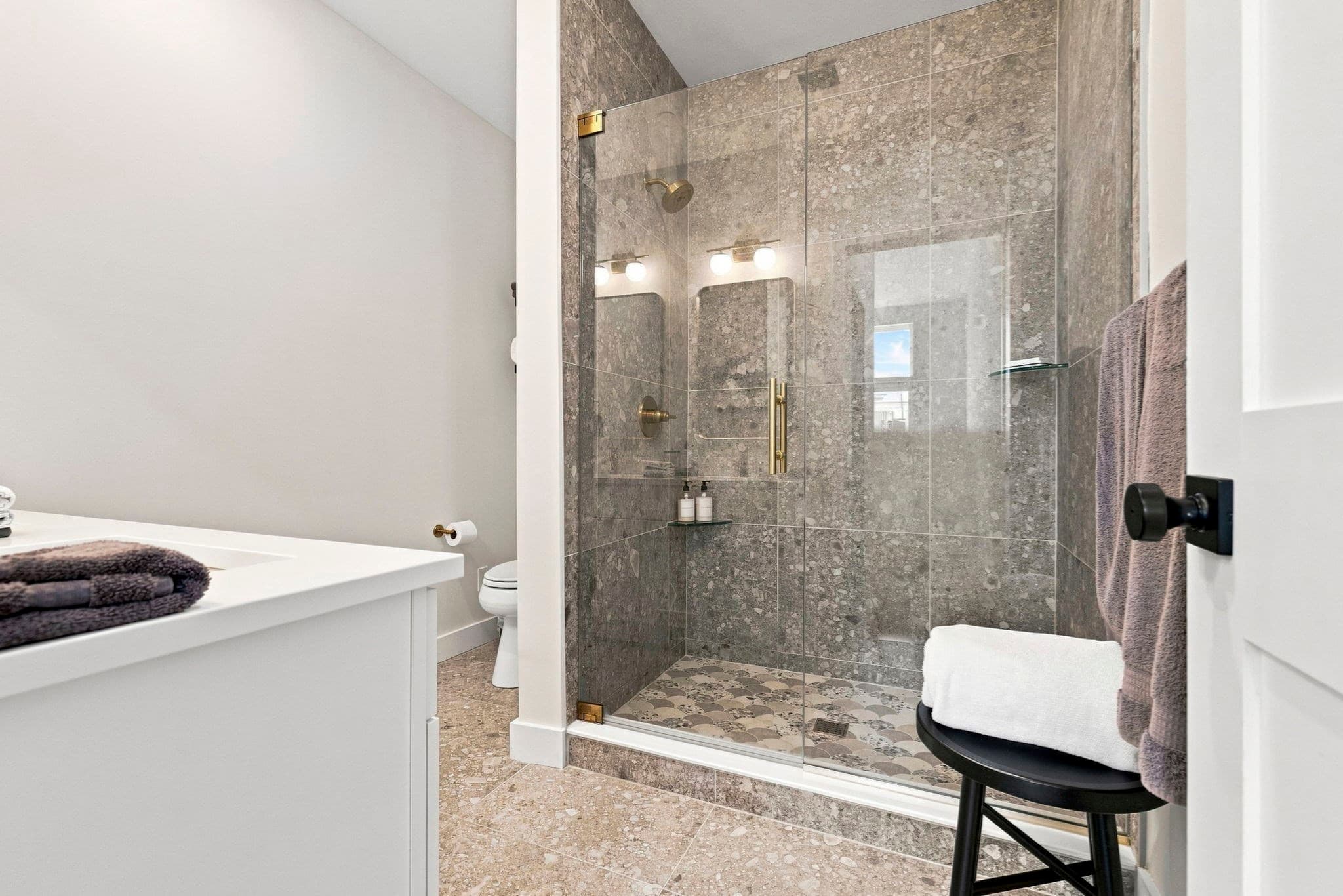 Condominium at 531 Main St # 2002, Reading MA 01867, Reading, photo 17 of 26