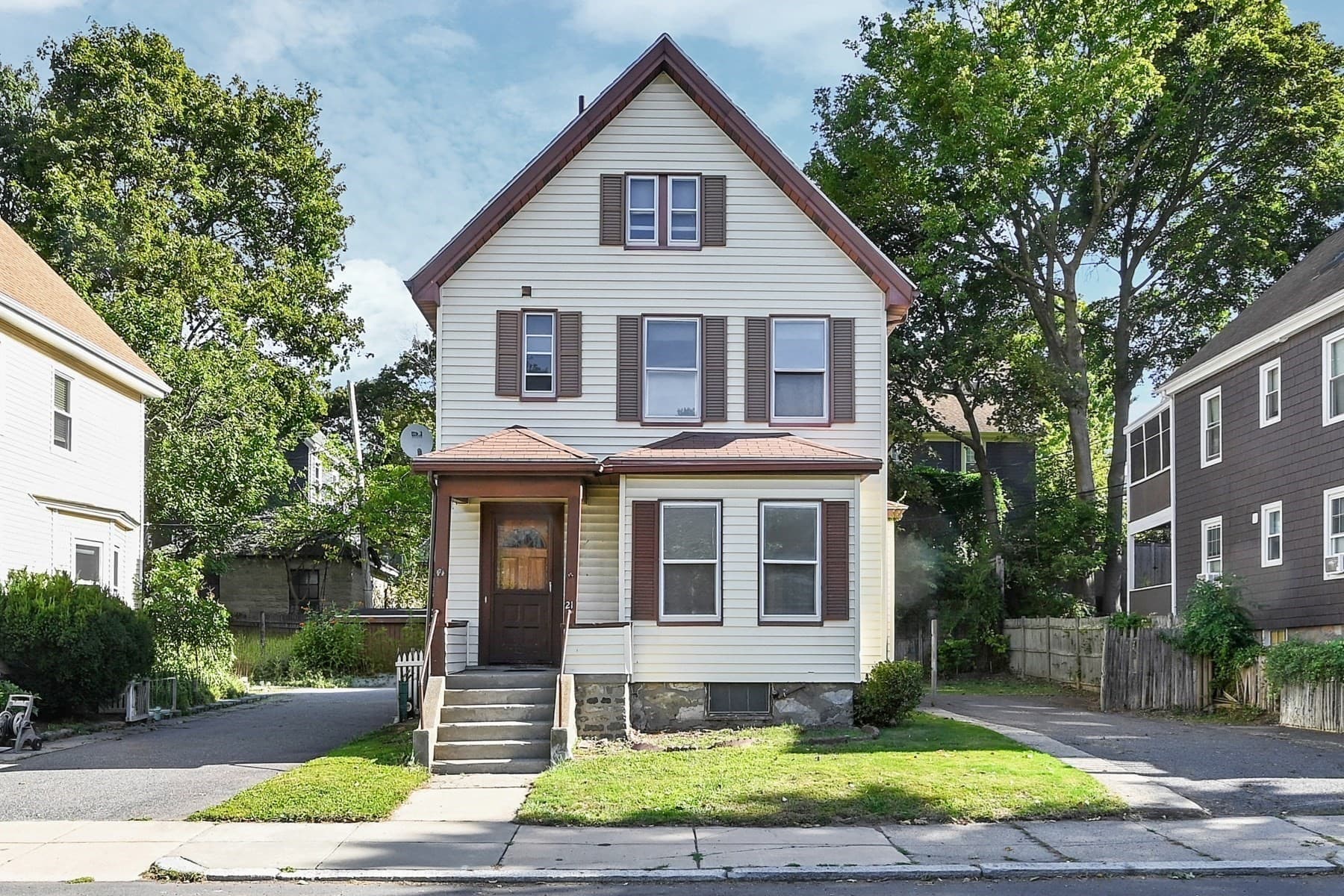 21 Ardale St, Boston MA 02131