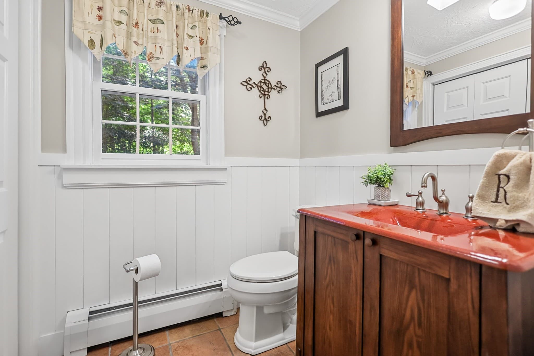 Single Family Residence at 2 Holly Lane, Haverhill MA 01835, Haverhill, photo 18 of 42