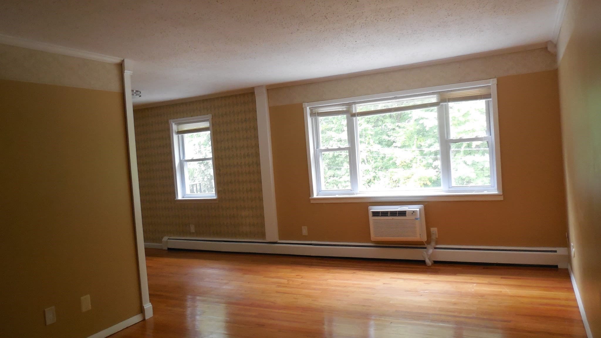 Condominium at 261 Regency Park Dr # 261, Agawam MA 01001, Agawam, photo 5 of 13