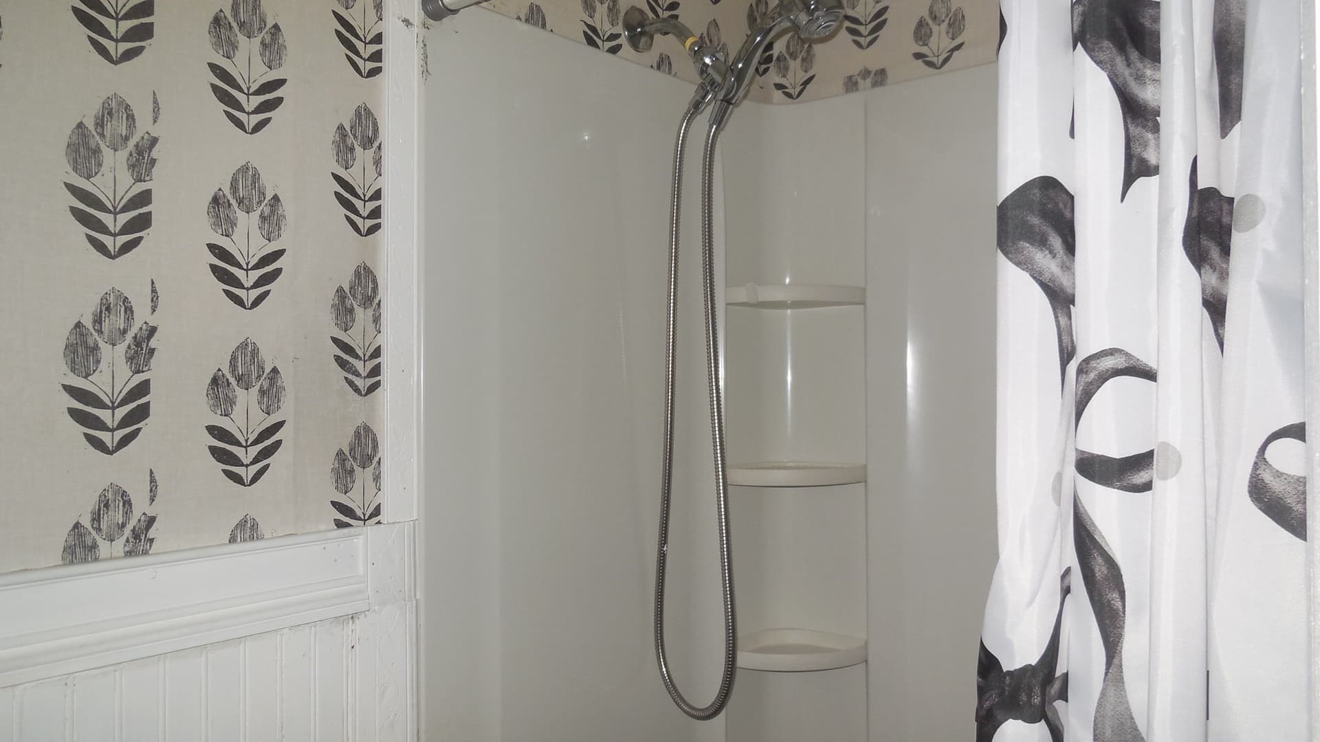 Condominium at 261 Regency Park Dr # 261, Agawam MA 01001, photo 11 of 13