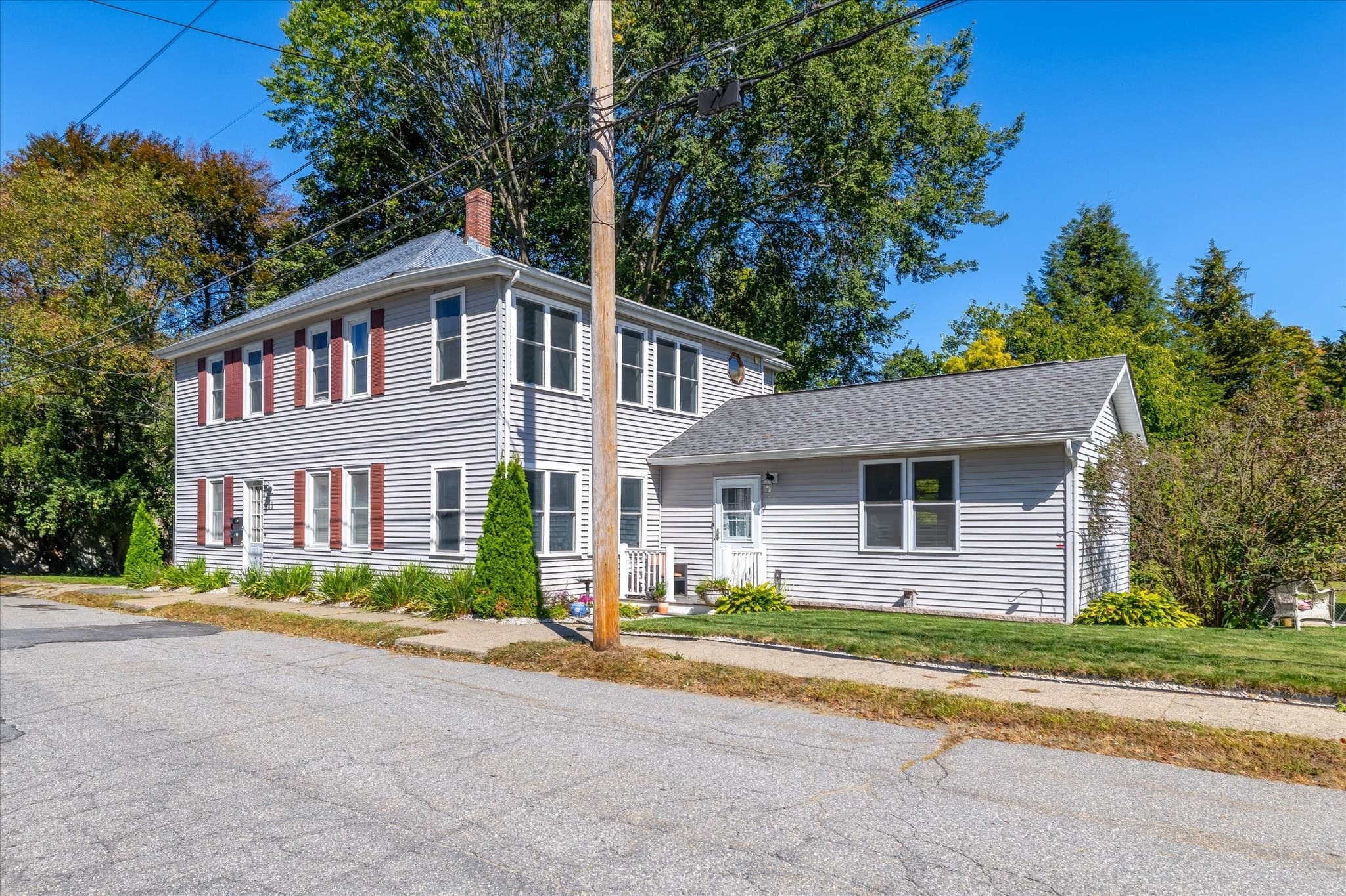 2 Family - 2 Units Up/Down at 23 Carter St, Hudson MA 01749, Hudson, photo 2 of 40