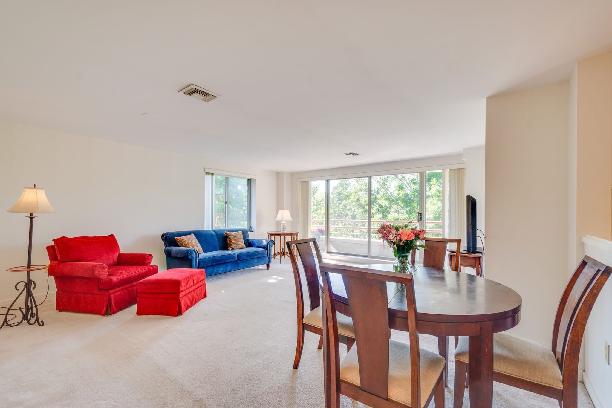 Condominium at 183 Oak Street # 308, Newton MA 02464, Newton, photo 4 of 23