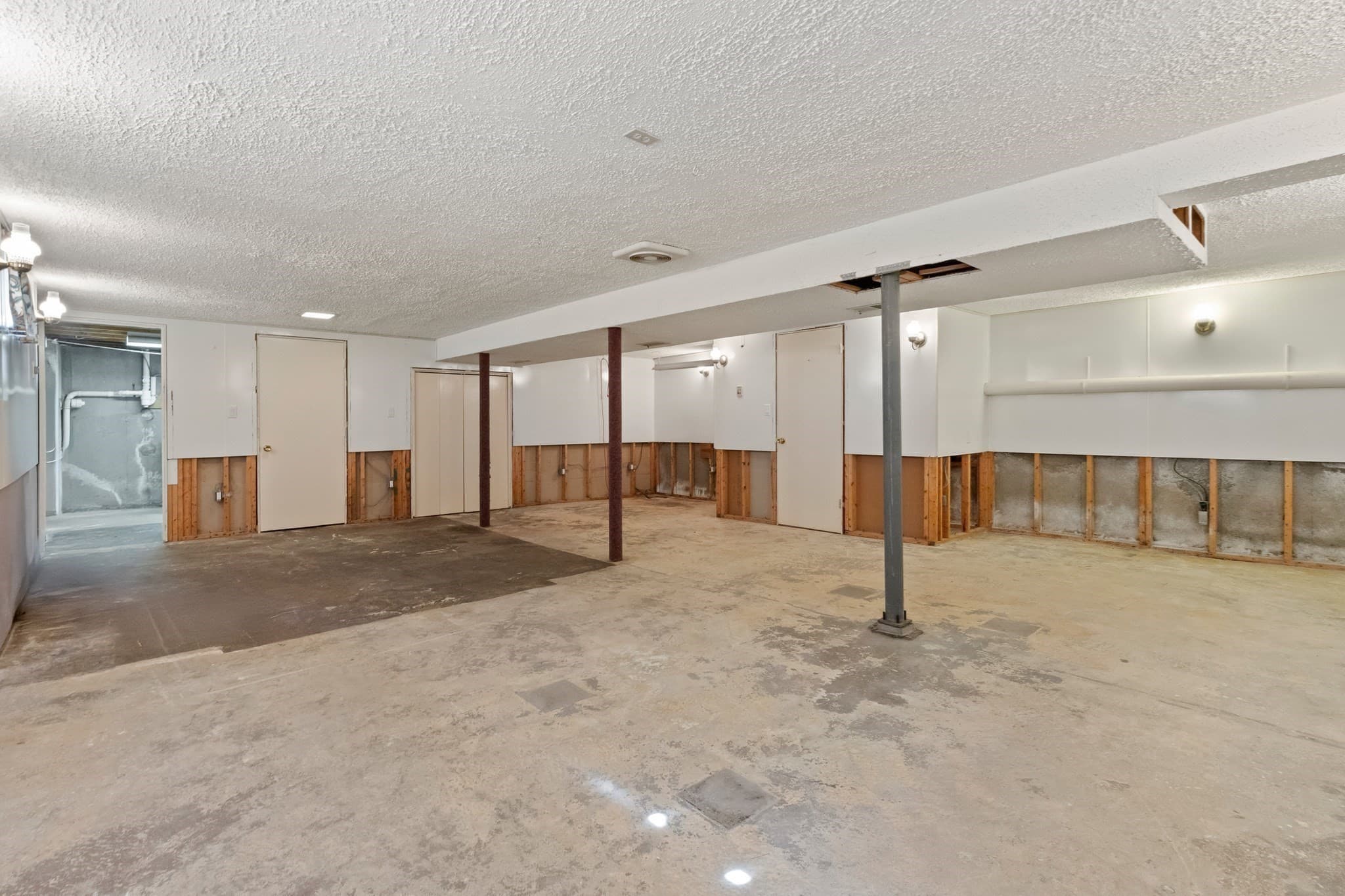 Single Family Residence at 163 Center St, Groveland MA 01834, Groveland, photo 24 of 41
