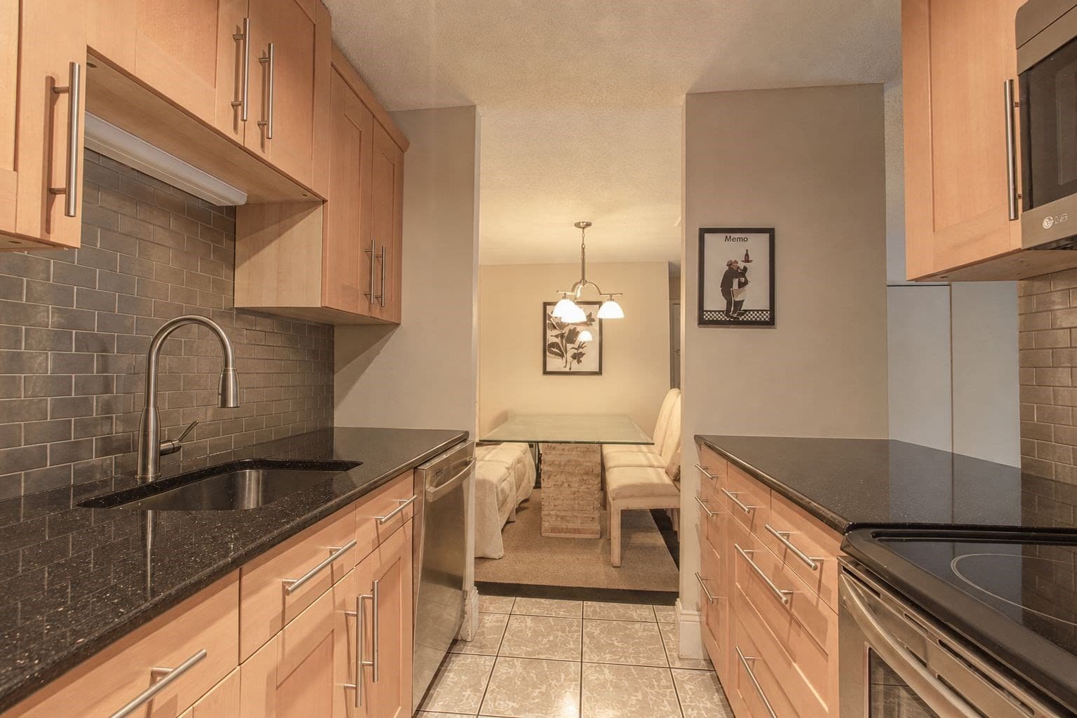 Condominium at 15 Bower Rd # D3, Quincy MA 02169, Quincy, photo 9 of 19