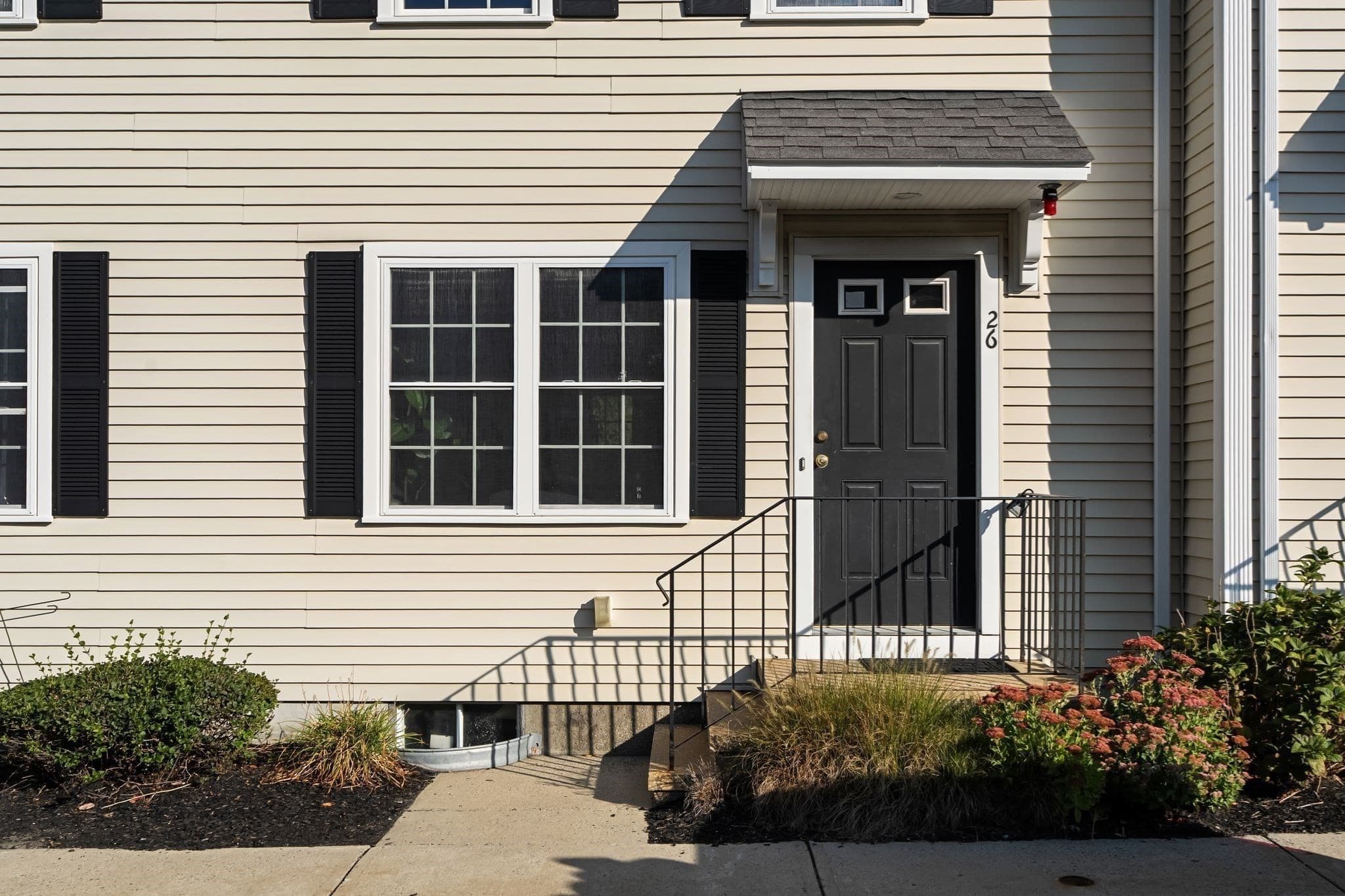 Condominium at 26 Boxberry Ln # 26, Rockland MA 02370, Rockland, photo 2 of 22