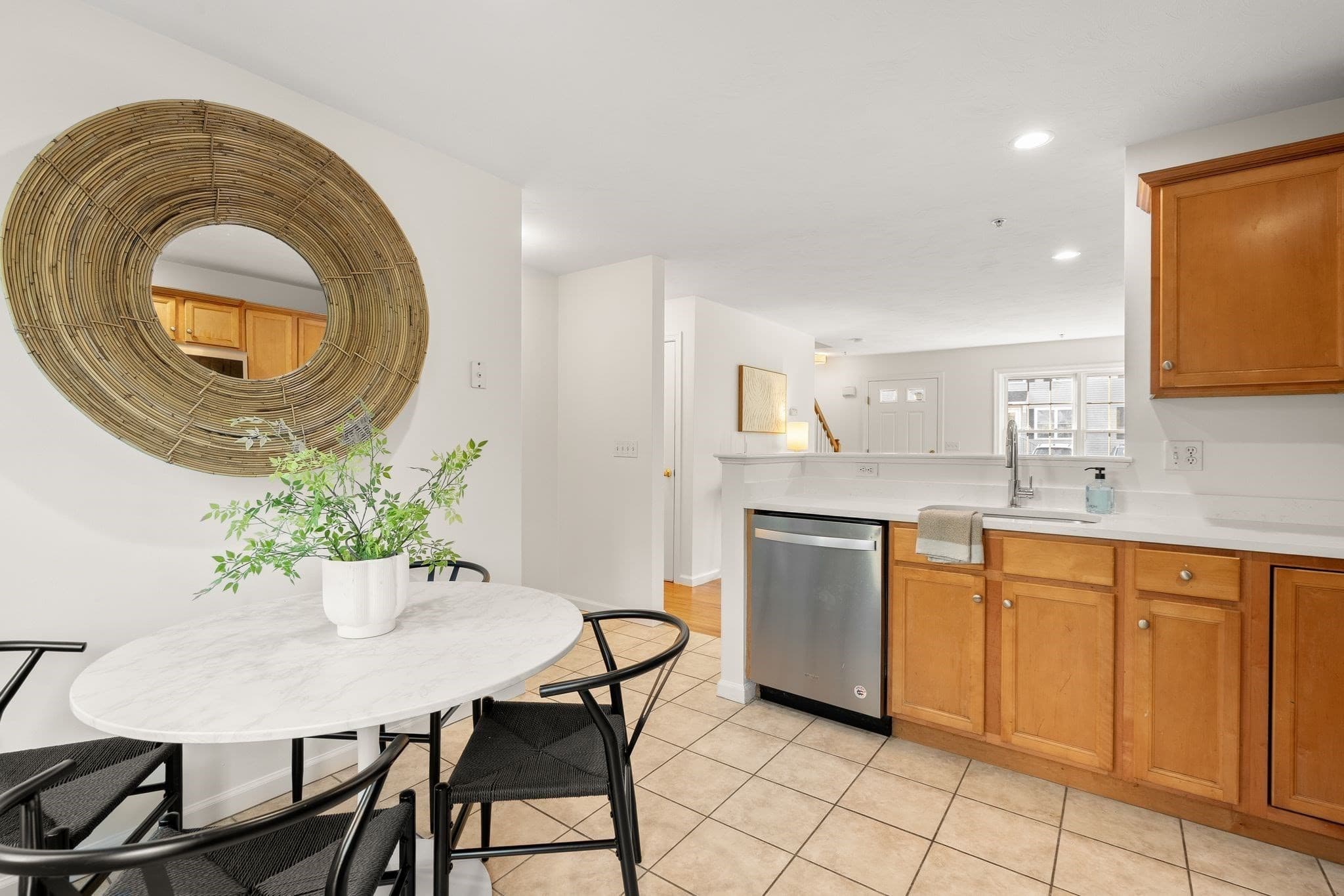 Condominium at 26 Boxberry Ln # 26, Rockland MA 02370, Rockland, photo 8 of 22