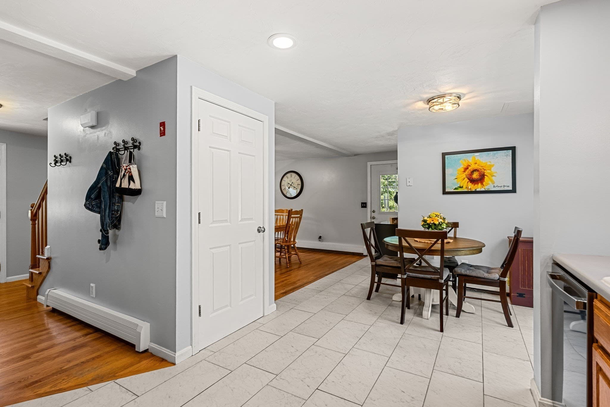 Single Family Residence at 6 Cumberland St, Attleboro MA 02703, Attleboro, photo 9 of 35
