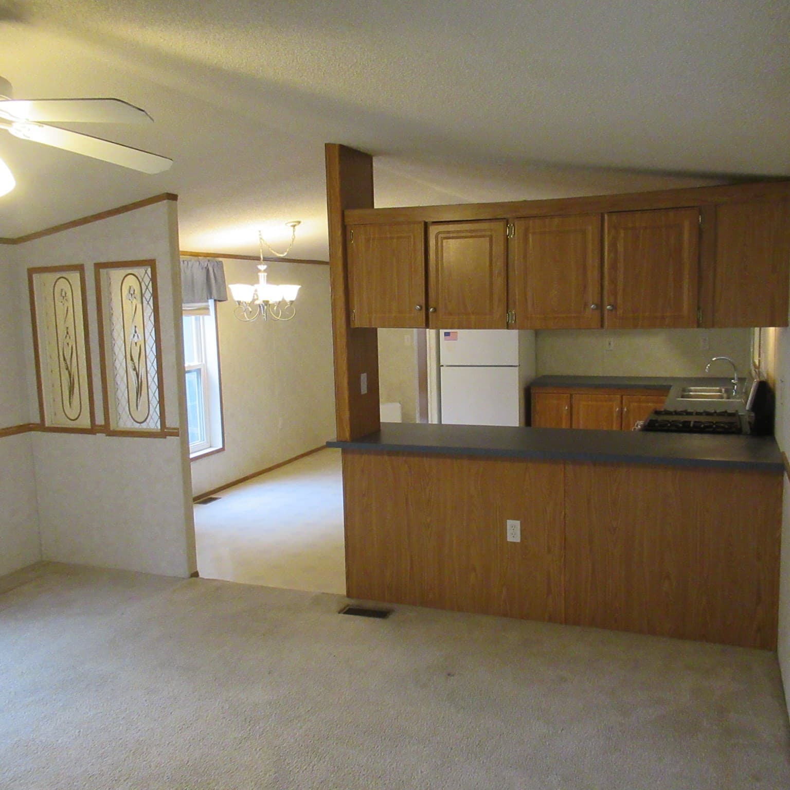 Mobile Home at 37 Mobile Ave # 37, Chelmsford MA 01824, Chelmsford, photo 12 of 29