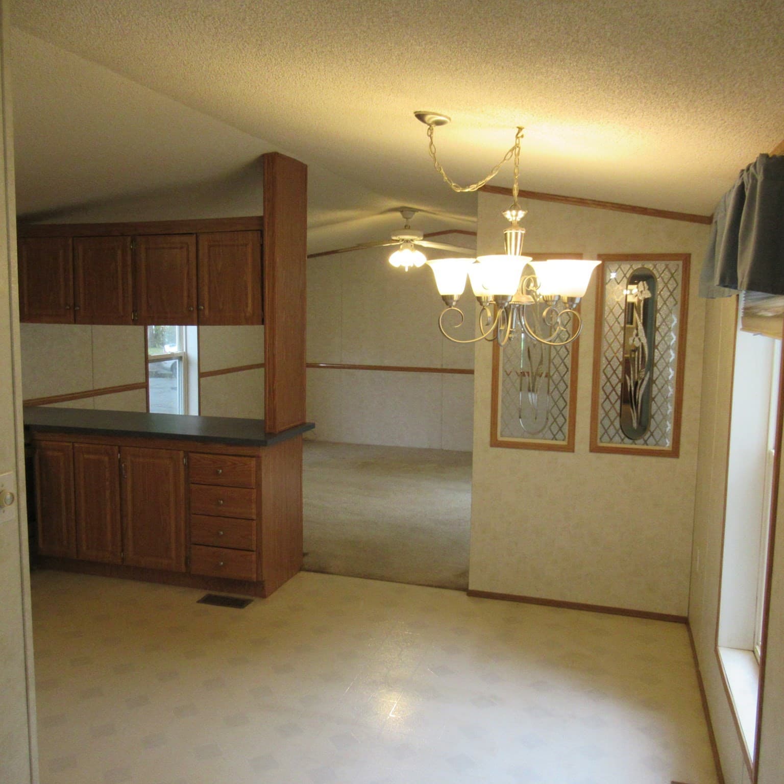 Mobile Home at 37 Mobile Ave # 37, Chelmsford MA 01824, Chelmsford, photo 10 of 29
