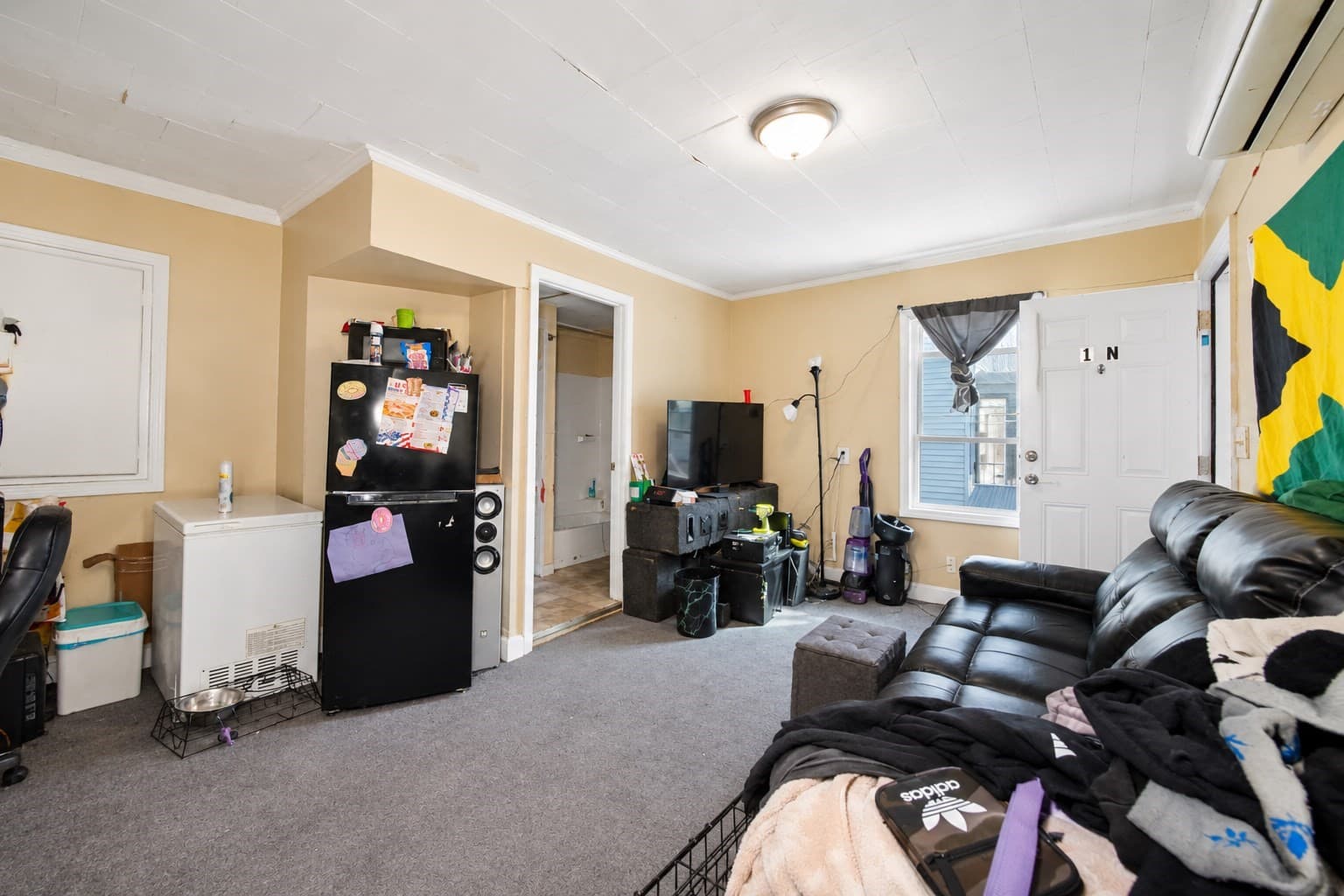 4 Family at 64 Tremont St, Fall River MA 02720, Fall River, photo 8 of 39
