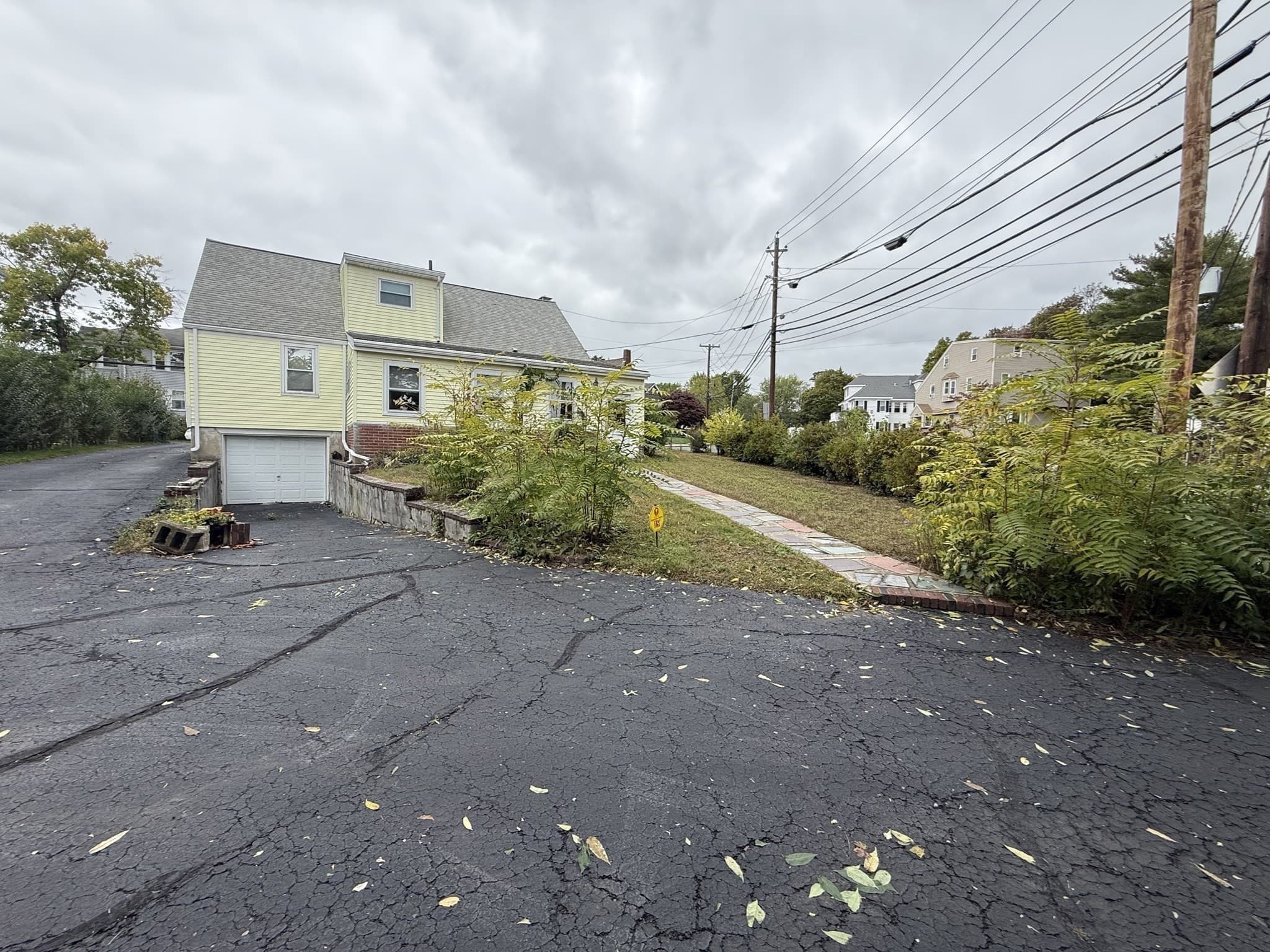 Multi Family at 19 Brookdale Rd, Arlington MA 02474, Arlington, photo 2 of 13
