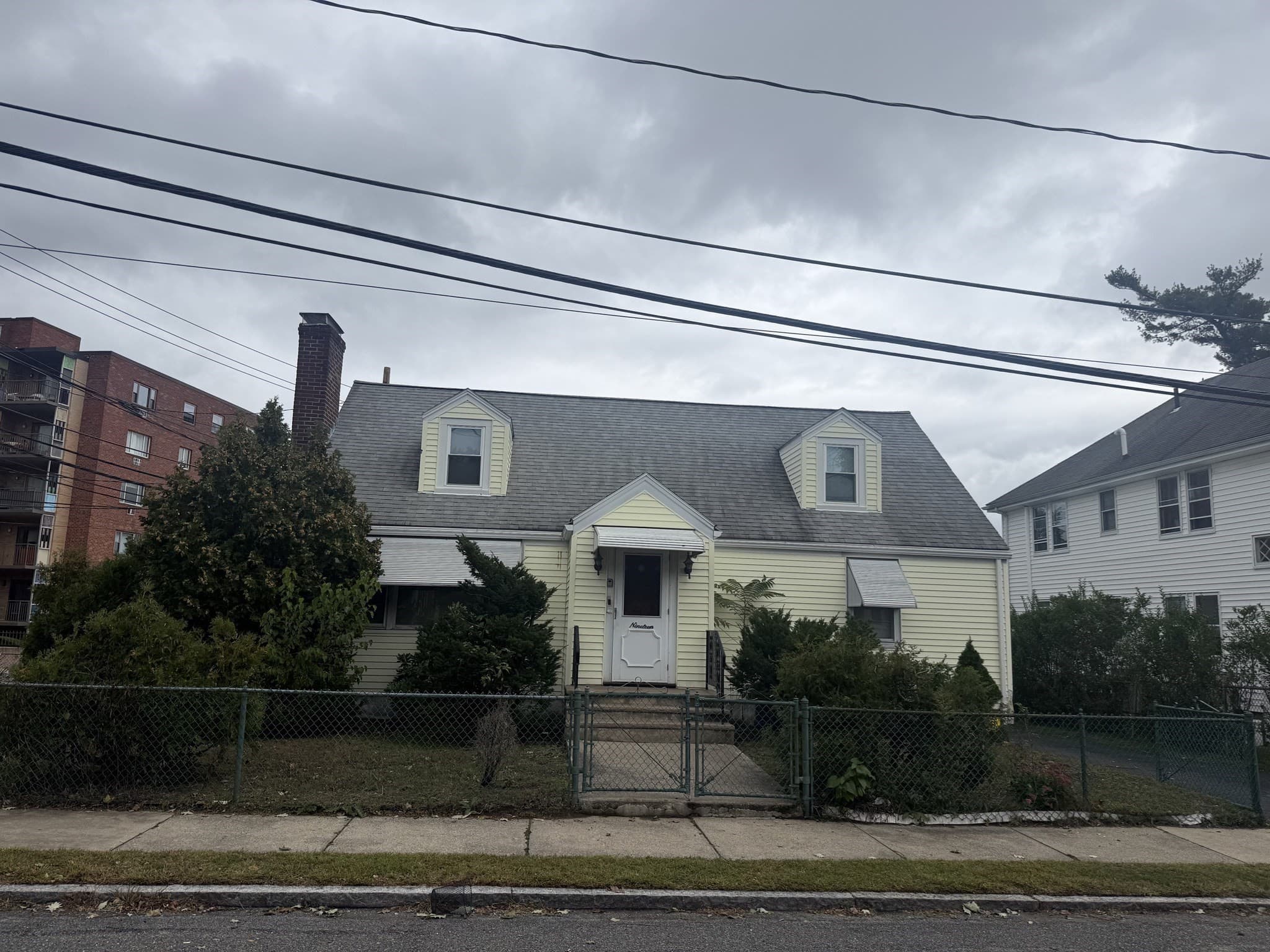 19 Brookdale Rd, Arlington MA 02474