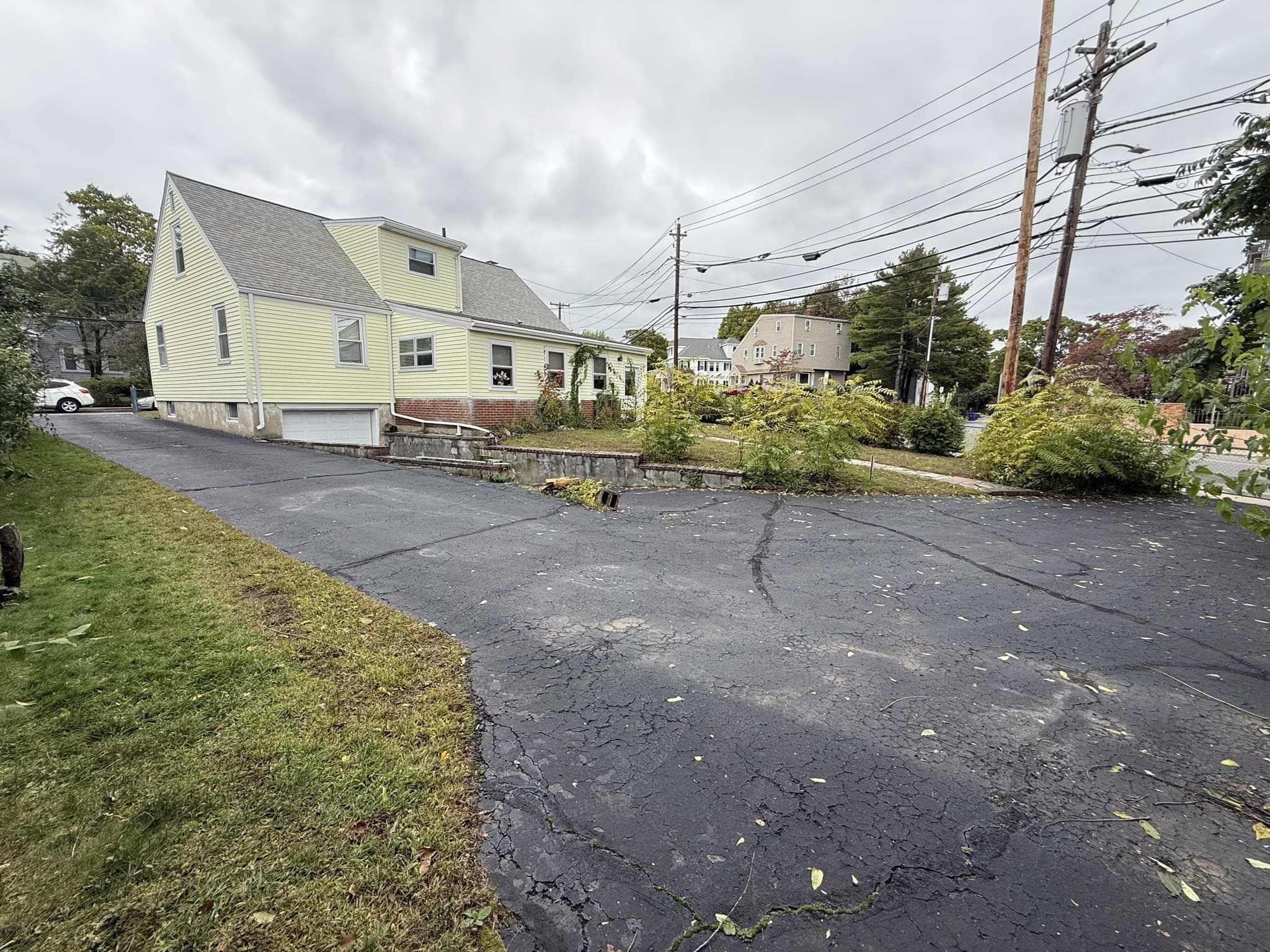 Multi Family at 19 Brookdale Rd, Arlington MA 02474, Arlington, photo 5 of 13