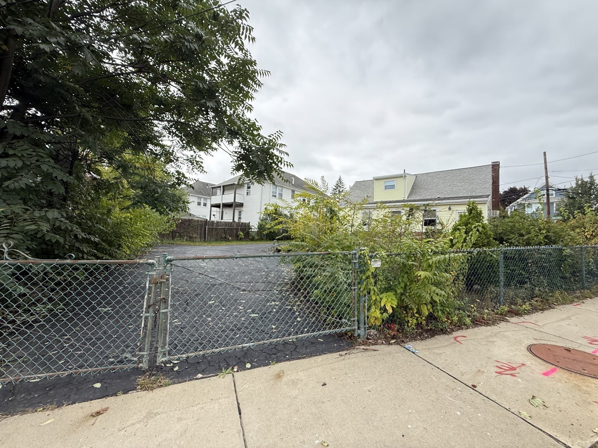 Multi Family at 19 Brookdale Rd, Arlington MA 02474, Arlington, photo 9 of 13