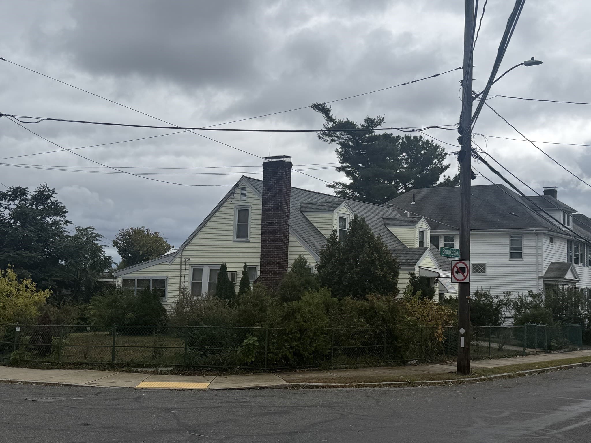 Multi Family at 19 Brookdale Rd, Arlington MA 02474, Arlington, photo 10 of 13