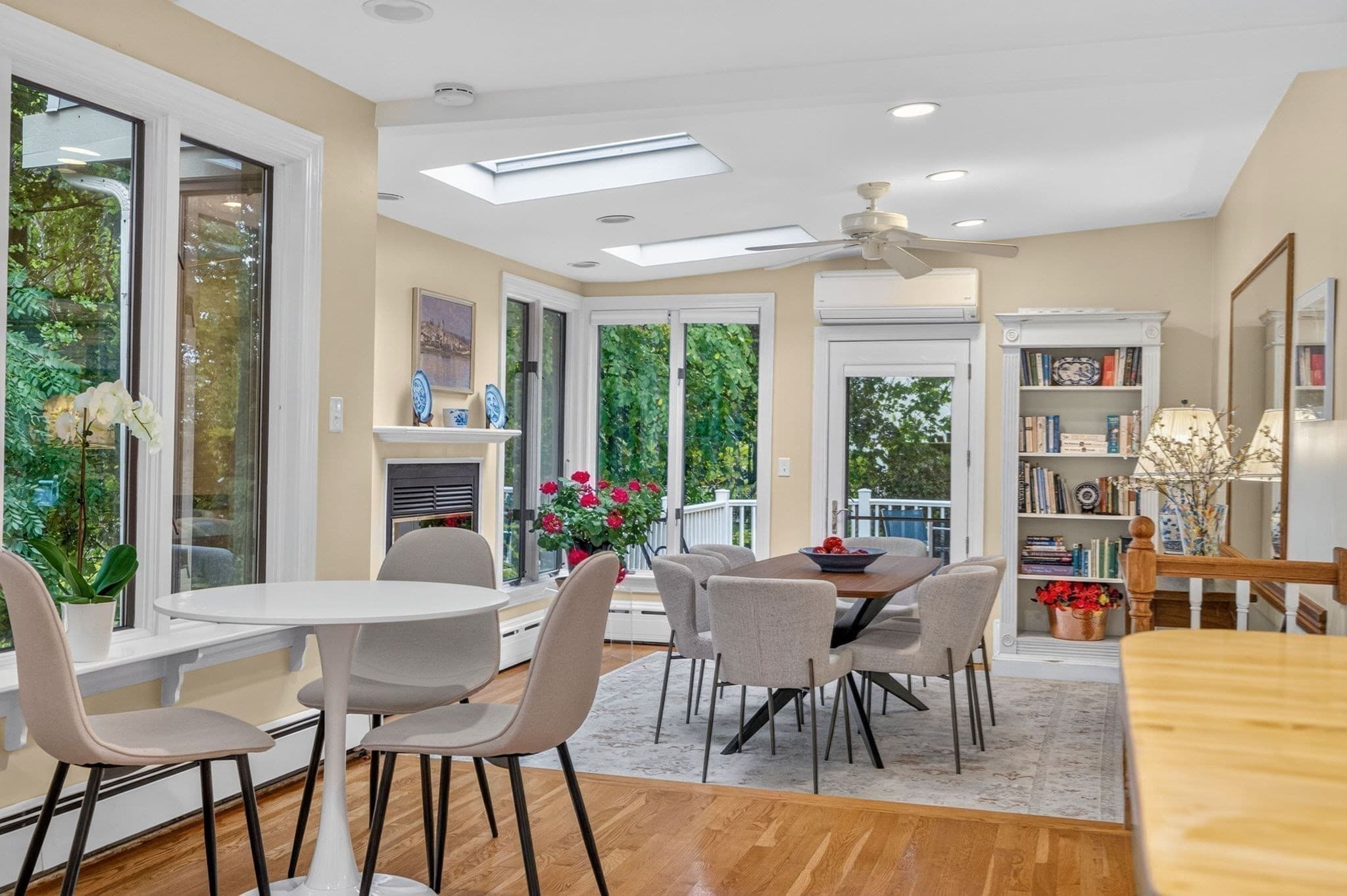 Single Family Residence at 130 Moss Hill Rd, Boston MA 02130, Boston, photo 16 of 40