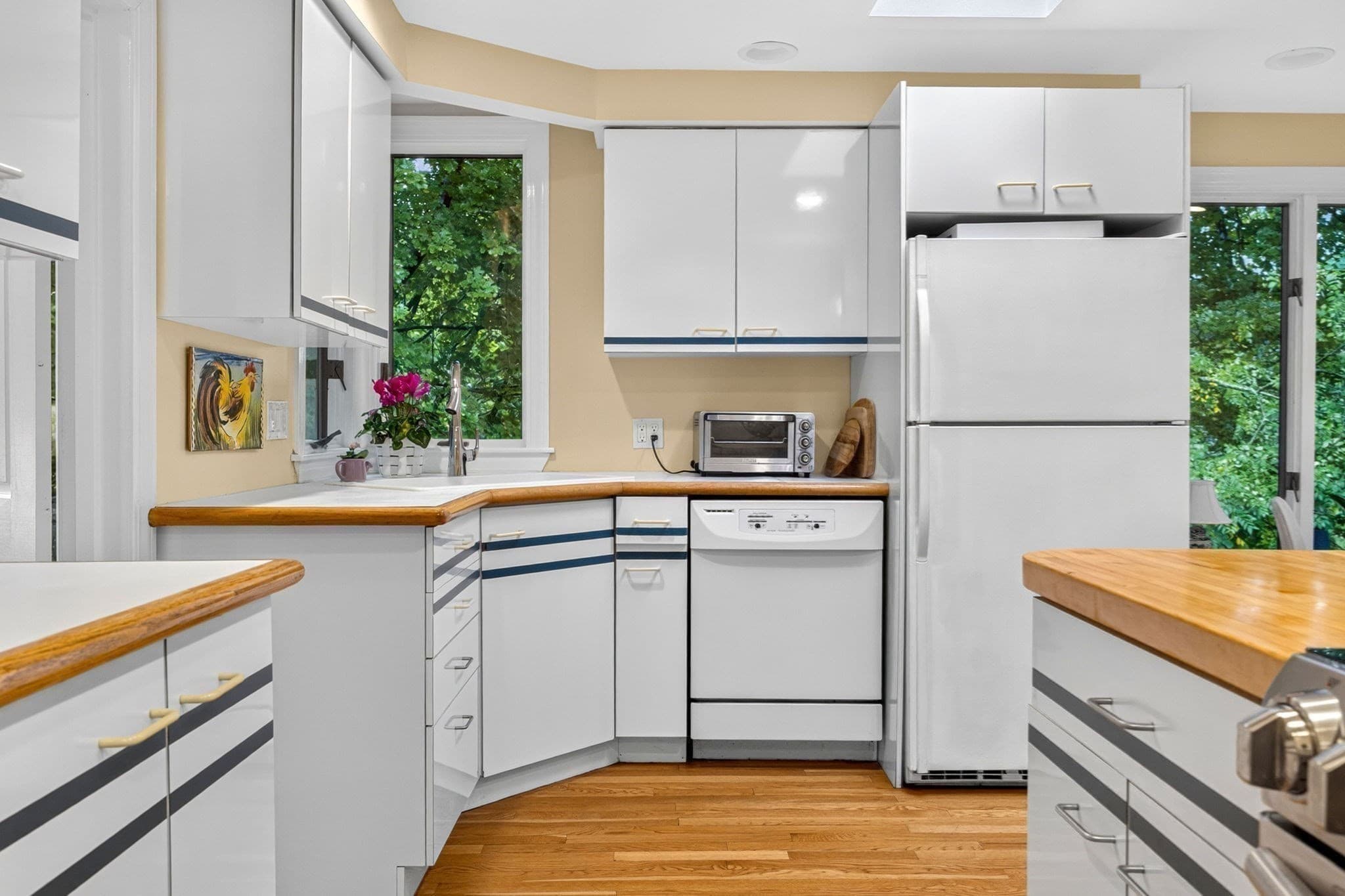 Single Family Residence at 130 Moss Hill Rd, Boston MA 02130, Boston, photo 15 of 40