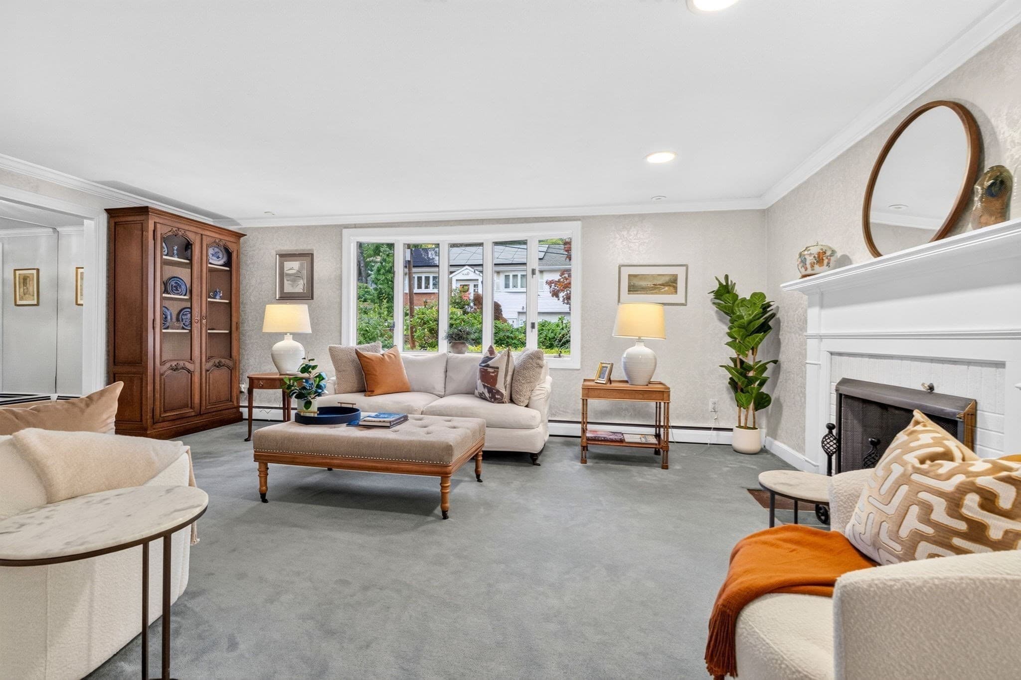 Single Family Residence at 130 Moss Hill Rd, Boston MA 02130, Boston, photo 4 of 40