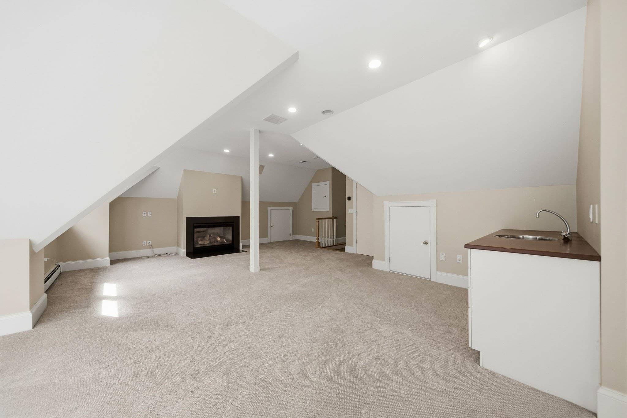 Single Family Residence at 25 Duck Blind Rd, Falmouth MA 02536, Falmouth, photo 30 of 41