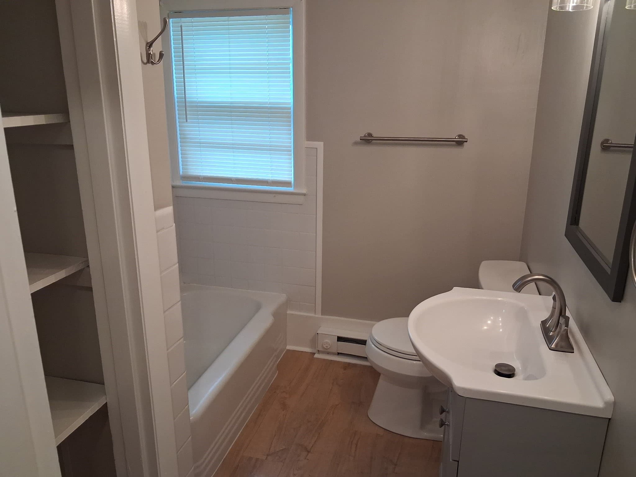 5-9 Family at 217 N Main Street, Deerfield MA 01373, Deerfield, photo 4 of 22