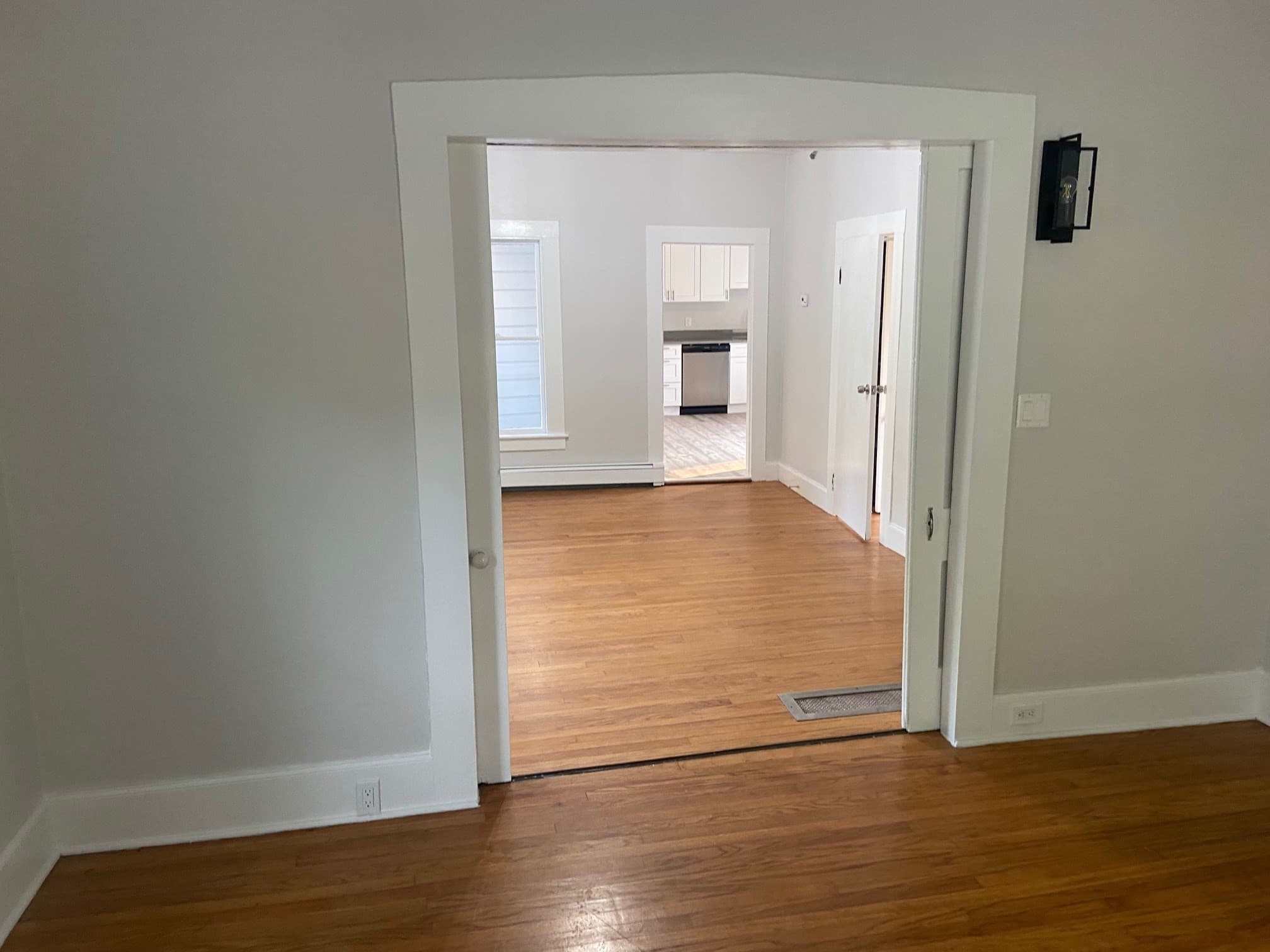 3 Family at 30 Sugarloaf Street, Deerfield MA 01373, Deerfield, photo 15 of 18