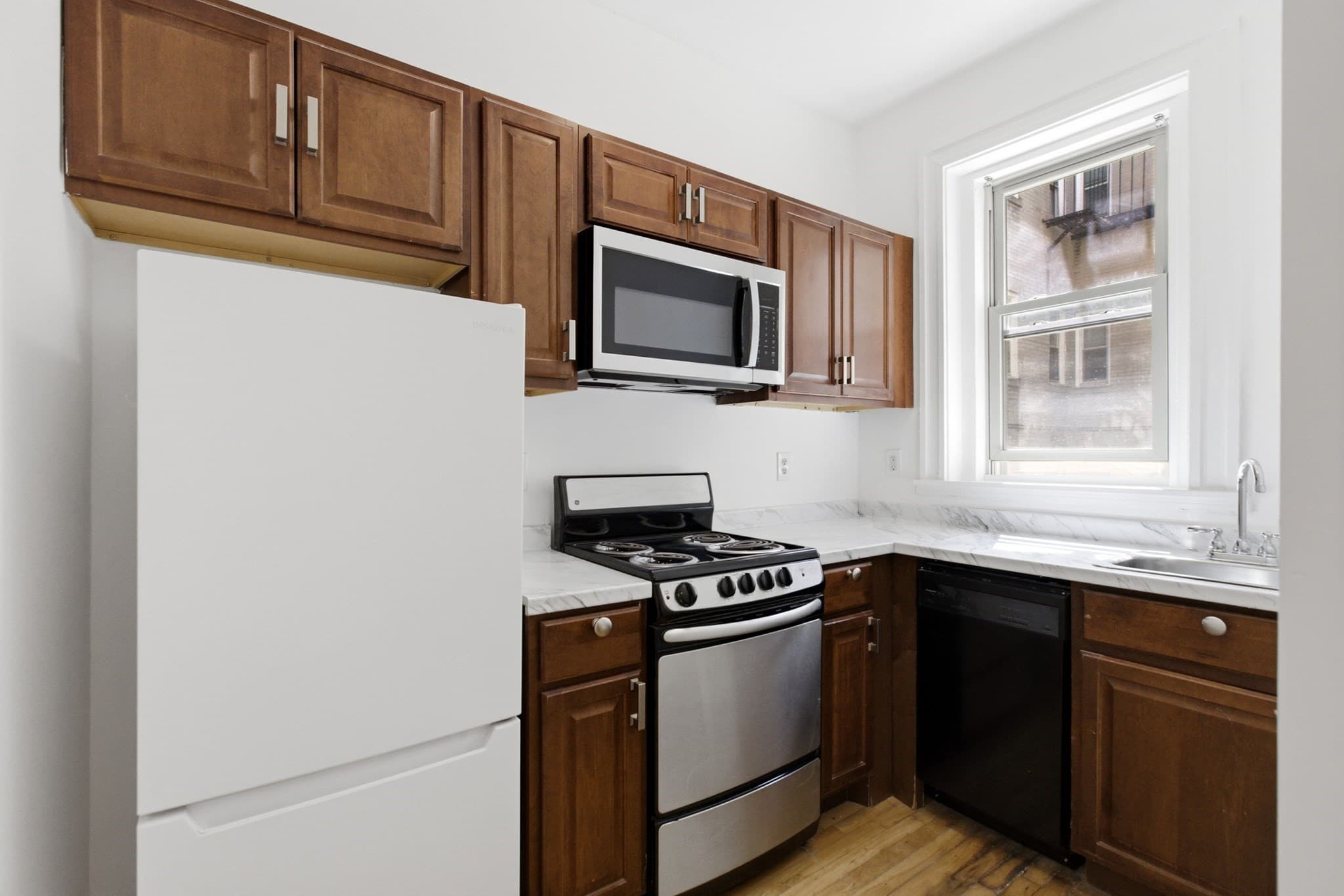 Condominium at 1673 Commonwealth Ave # 3, Boston MA 02135, Boston, photo 9 of 13