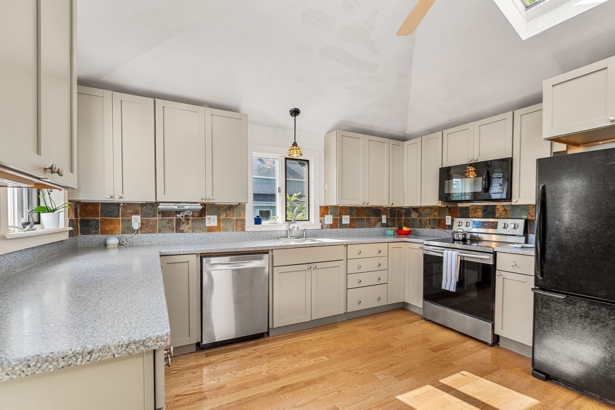 Single Family Residence at 38 Pigeon Hill St, Rockport MA 01966, Rockport, photo 3 of 23