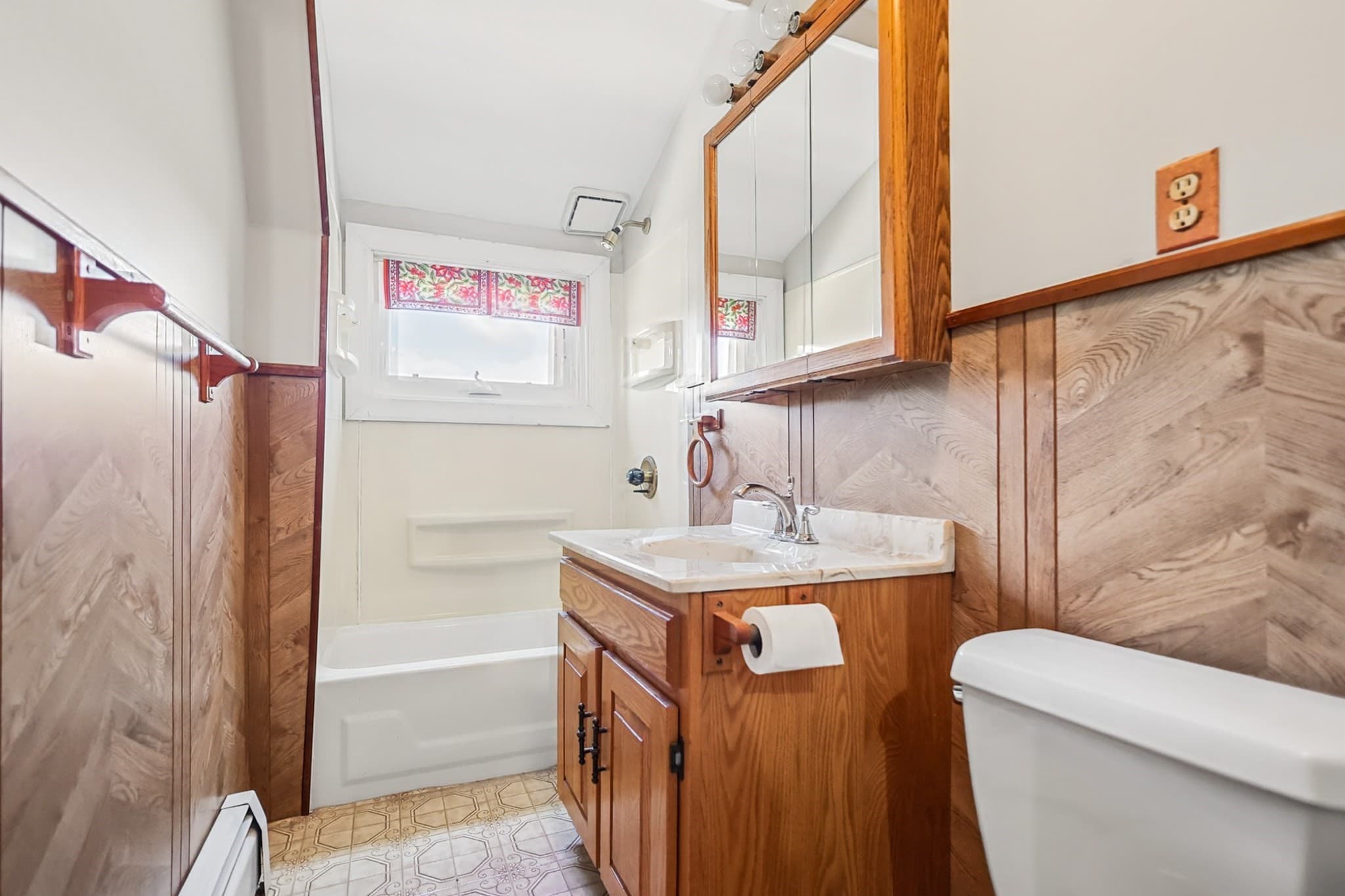 Single Family Residence at 9 Columbus Ave, Lawrence MA 01841, Lawrence, photo 25 of 32