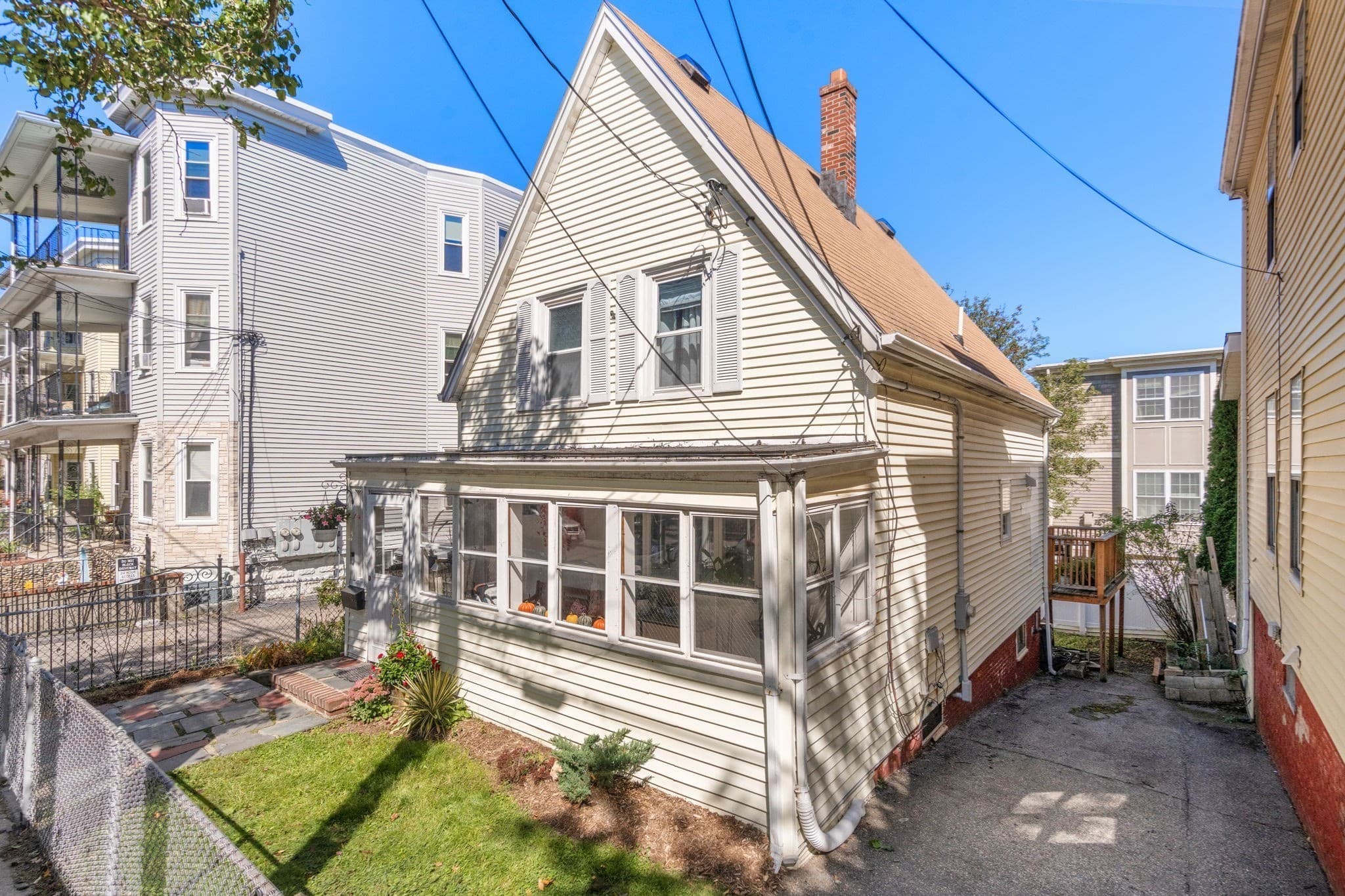 Single Family Residence at 91 Heath St, Somerville MA 02145, Somerville, photo 34 of 36